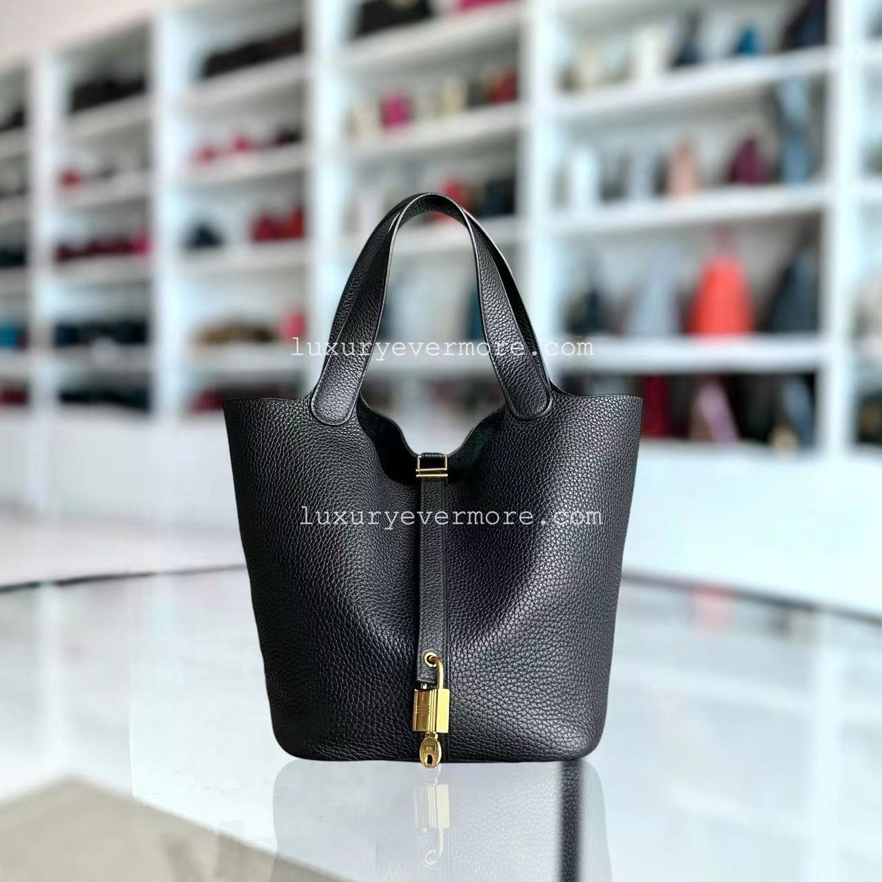 Hermes Picotin 22 Stamp D Black Golden Hardware