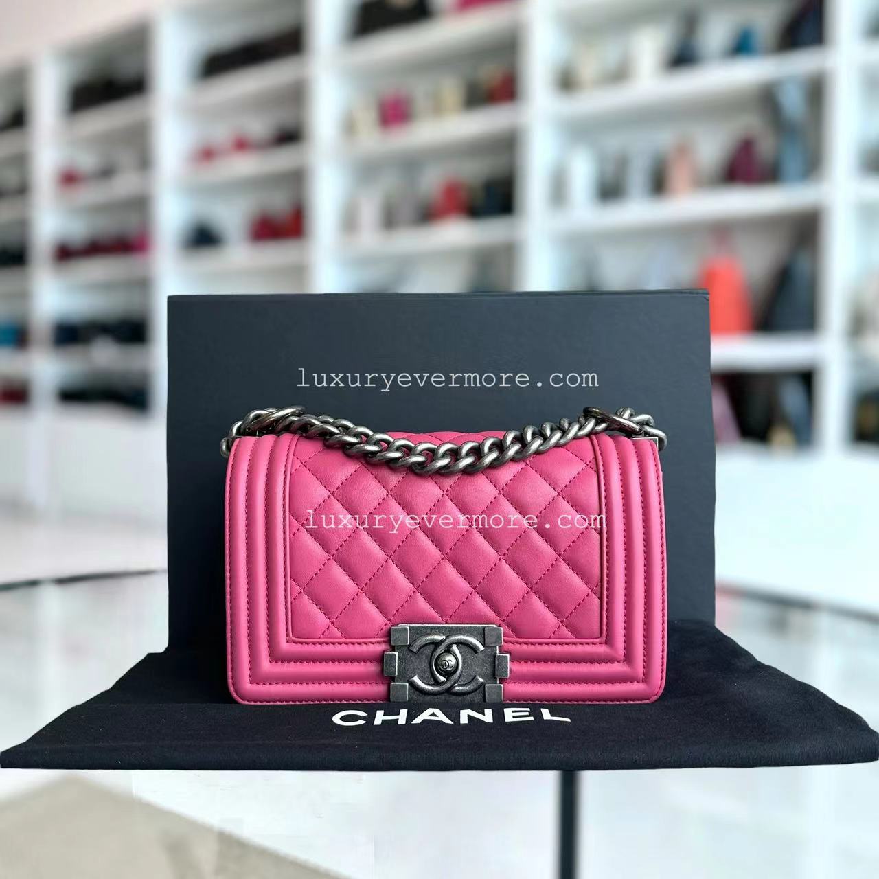 *Calfskin* Chanel Boy Small - Quilted Calfskin Boy Pink Ruthenium Silver Hardware Series 26