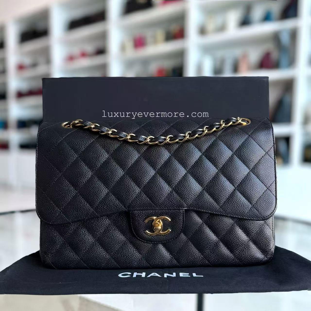 Chanel Classic Flap Jumbo - Caviar Double Flap Quilted Black Gold Hardware Series 15