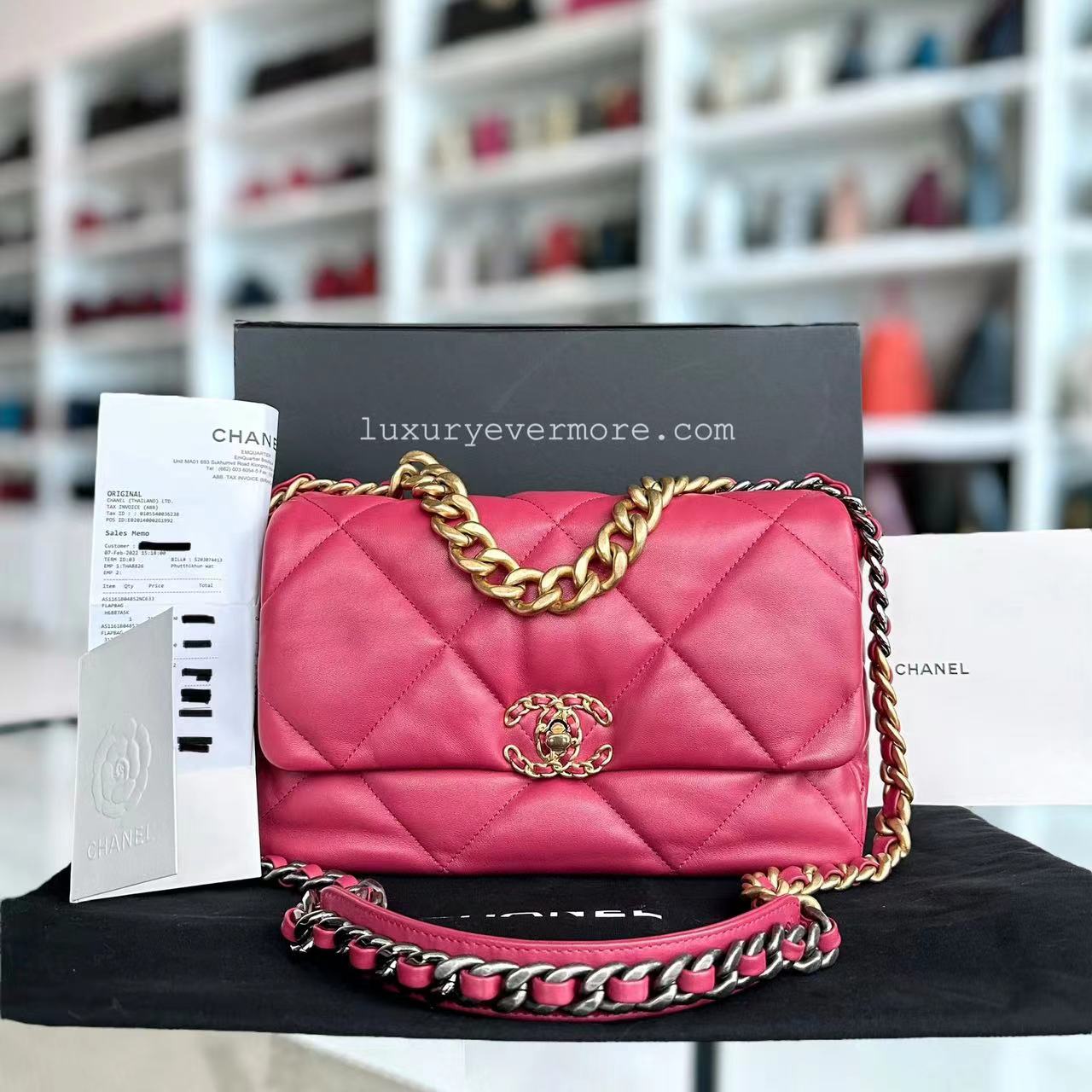 *Full Set, Microchip* Chanel 19 Bag Medium - C19 Goatskin Hot Pink Two Tone Gold Hardware