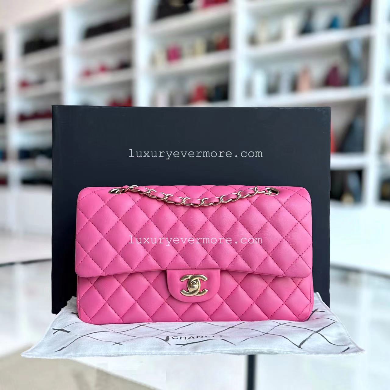 Chanel Classic Flap Medium 25CM Lambskin Quilted Pink Golden Hardware Series 18