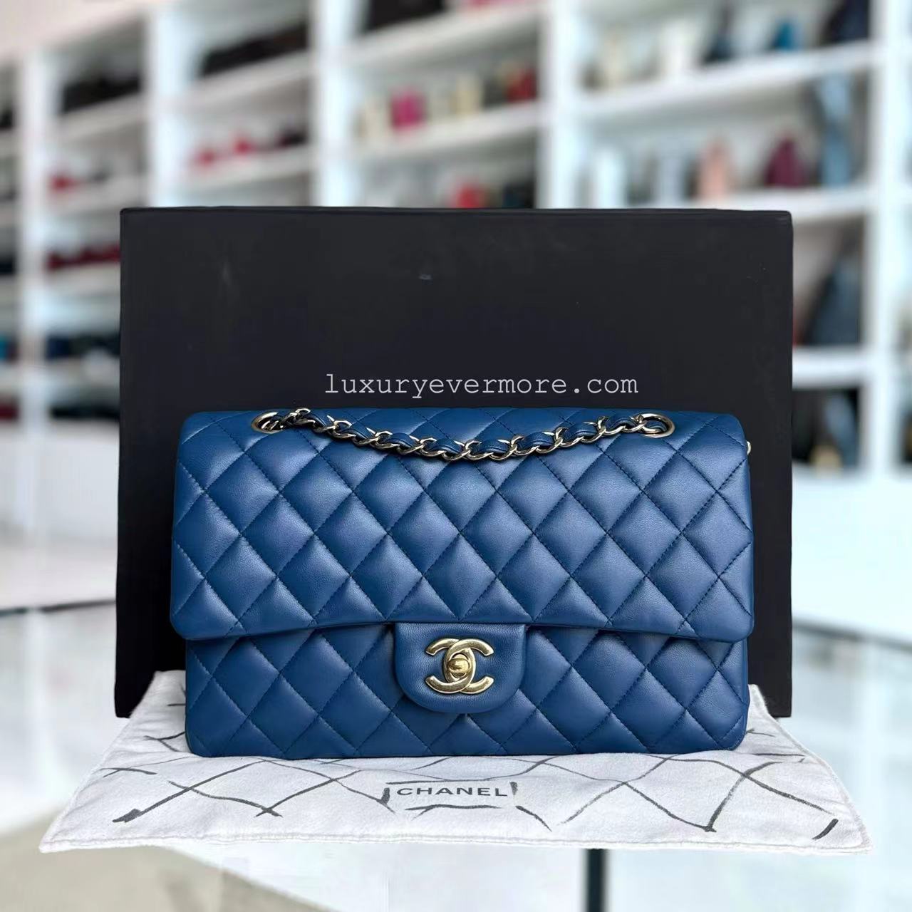 Chanel Classic Flap Medium - 25CM Quilted Lambskin Dark Blue Gold Hardware Series 25