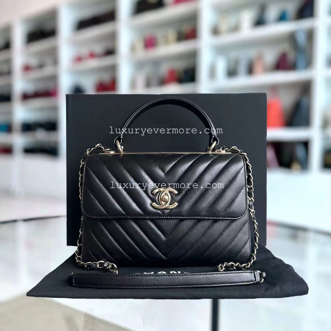 Chanel Trendy CC Small 25CM Chevron Lambskin Black Golden Hardware Series 26