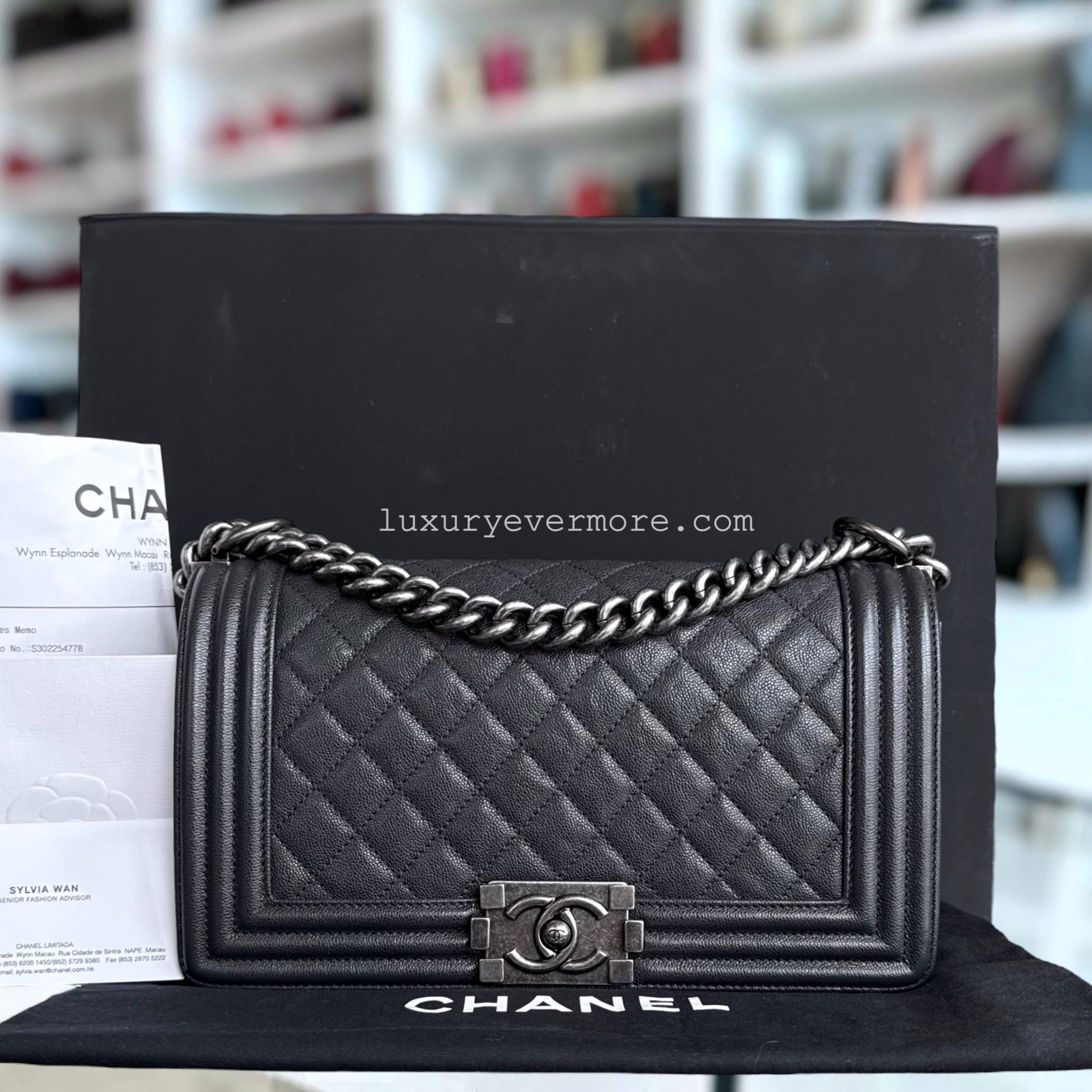 Chanel Boy Medium - Caviar 25CM Quilted Iridescent Grey Gray Ruthenium Silver Hardware Series 26