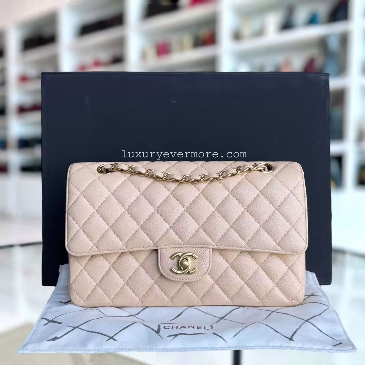 Chanel Classic Flap Medium - Caviar 25CM Quilted Beige Gold Hardware Series 23