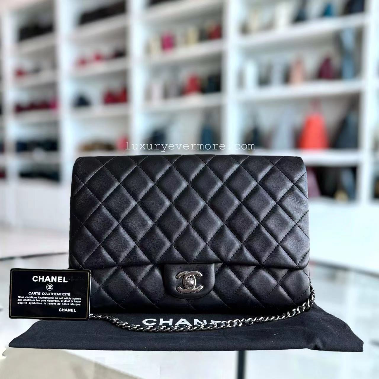 Chanel Timeless Flap - Single Flap Clutch Quilted Lambskin Black Silver Hardware Series 17