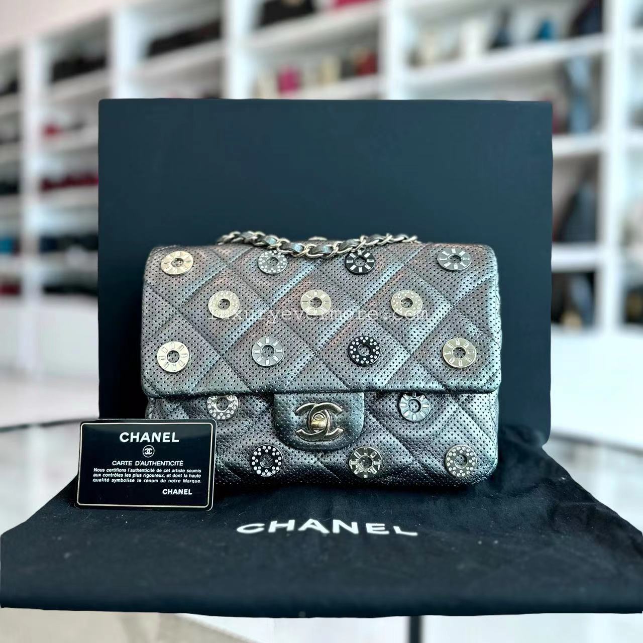 Chanel Seasonal Flap Cruise Paris-Dubai Medals 2015 Perforated Metallic Calfskin Dark Grey Series 20