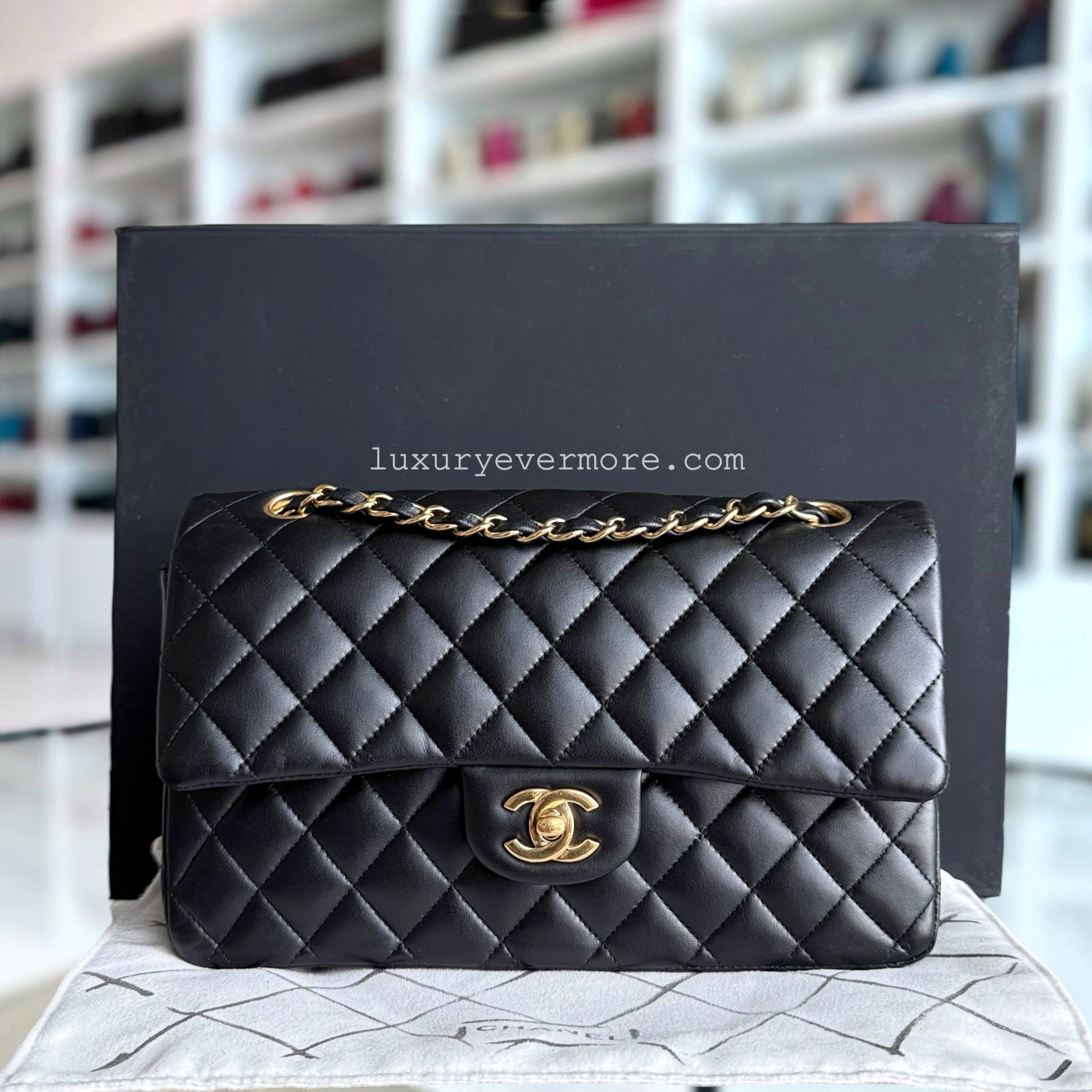 Chanel Classic Flap Medium - 25CM Quilted Lambskin Black Gold Hardware Series 23