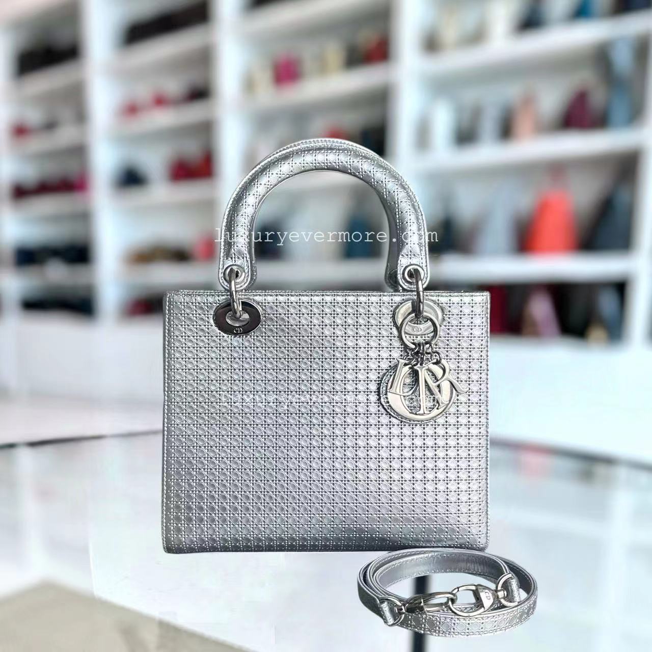 Dior Lady Medium - Metallic Micro-cannage Silver Hardware