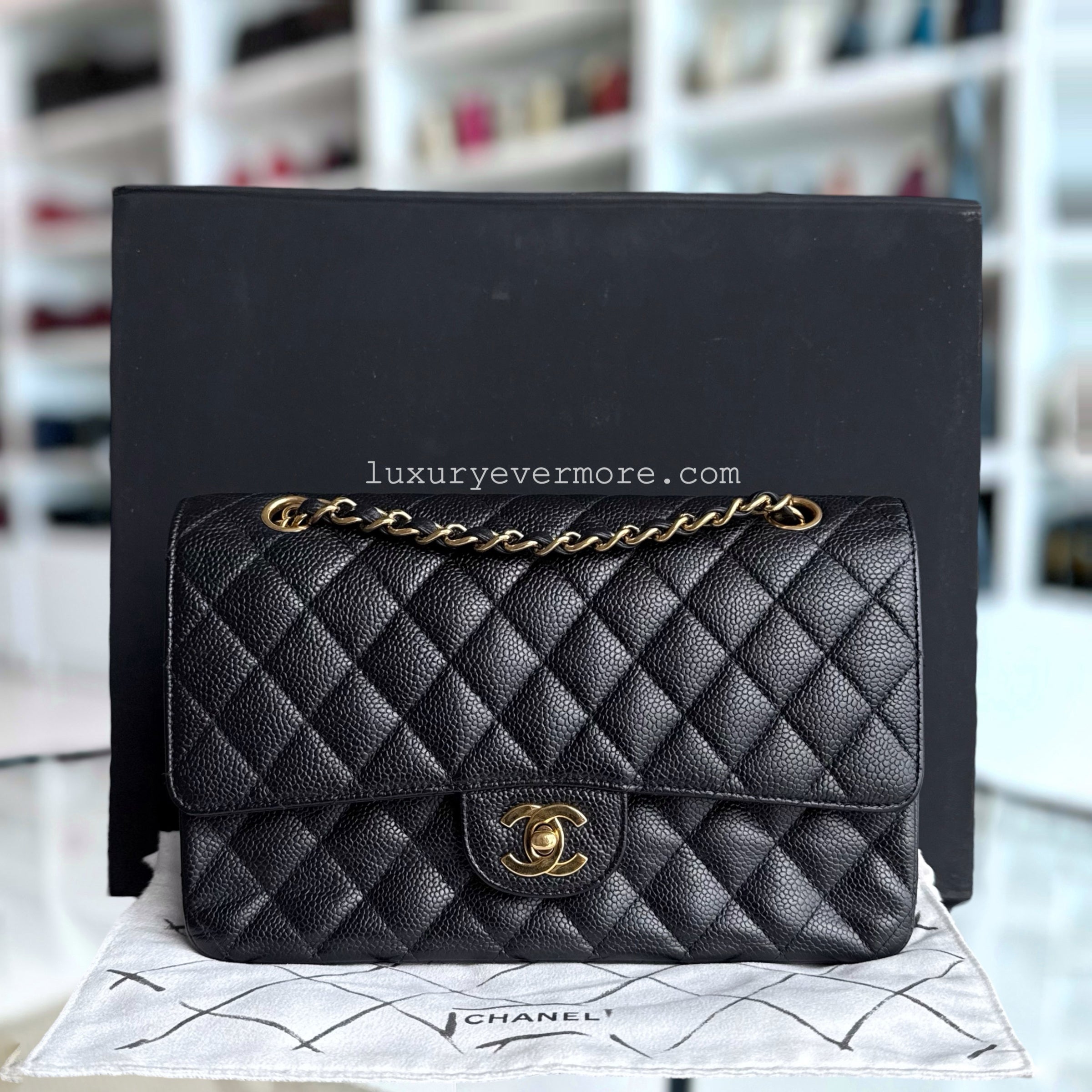 Chanel Classic Flap Medium - Caviar 25CM Quilted Black Gold Hardware Series 13