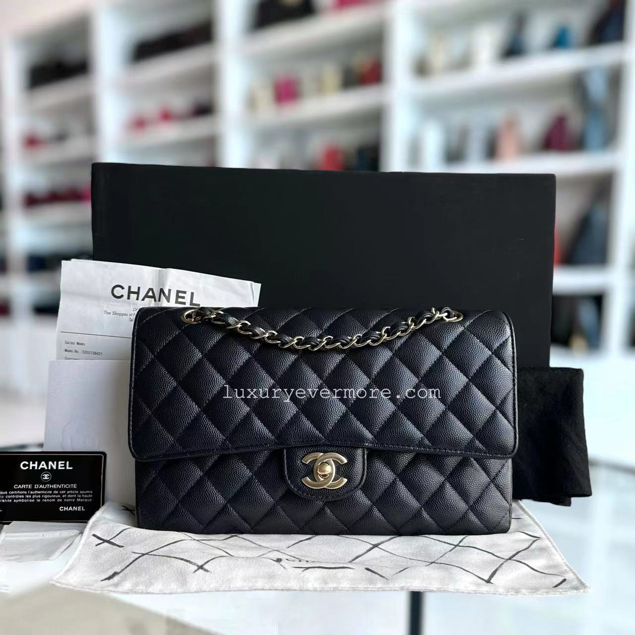 *Unused, Full Set Receipt* Caviar Double Flap Quilted Grained Calfskin Dark Blue Golden Hardware Series 28