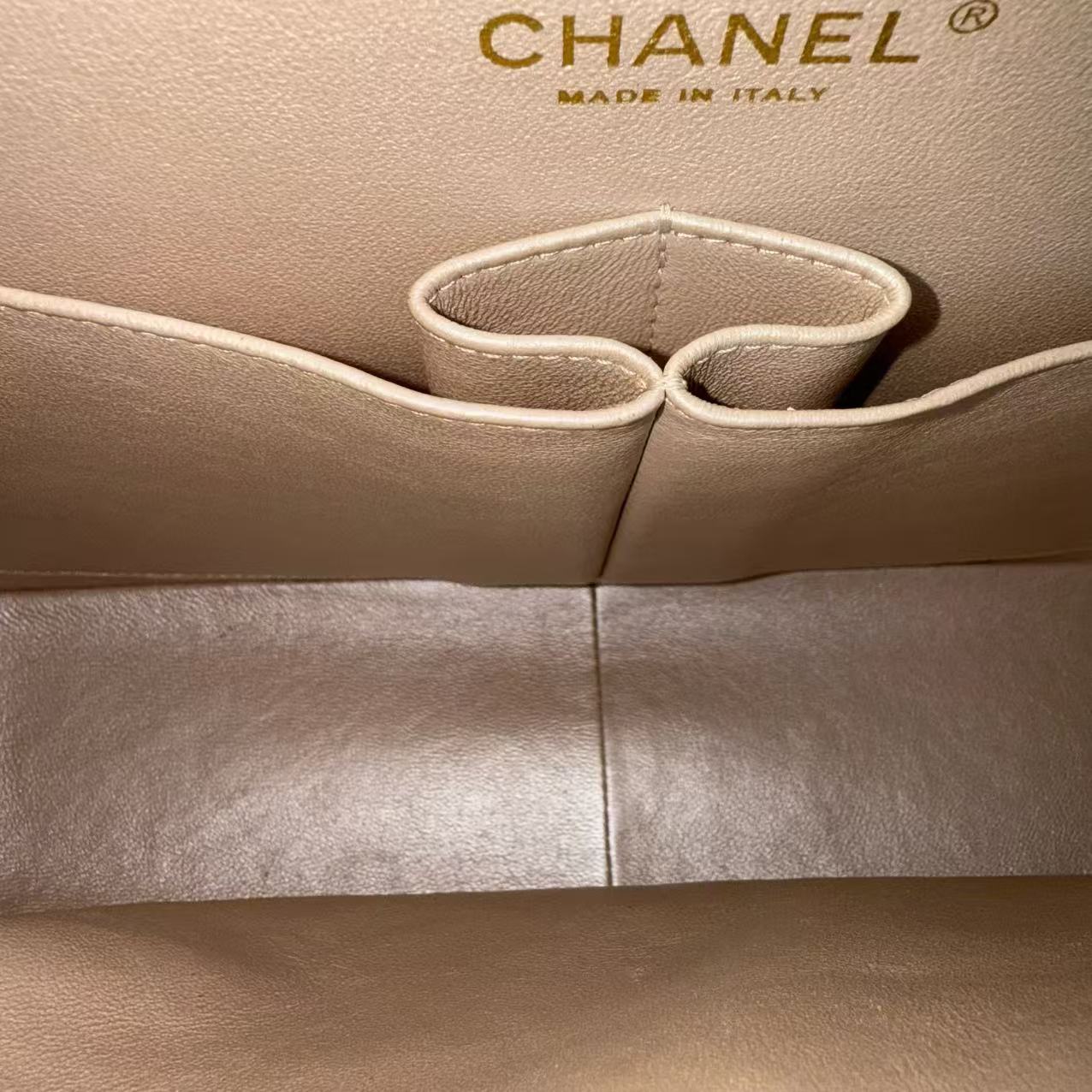 Chanel Classic Flap Jumbo - Iridescent Caviar Double Flap Beige Gold Hardware Series 16