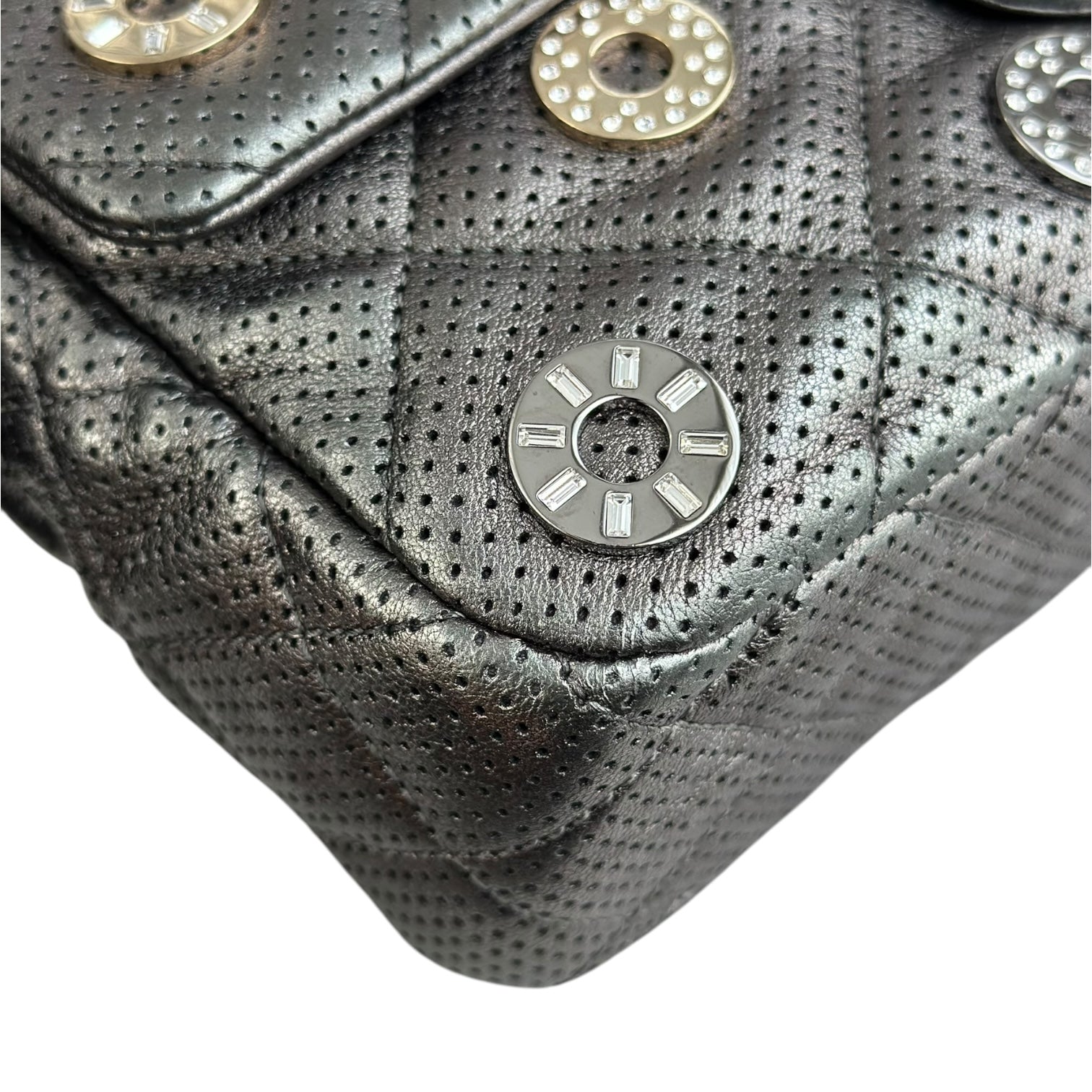 Chanel Seasonal Flap - Cruise Paris-Dubai Medals 2015 Perforated Calfskin Gray Grey Silver Hardware Series 20