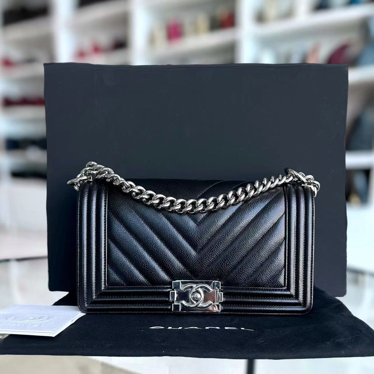 *2020 Receipt* Chanel Caviar Boy Old Medium 25CM Chevron Black Silver Hardware Series 29 - Luxury Evermore