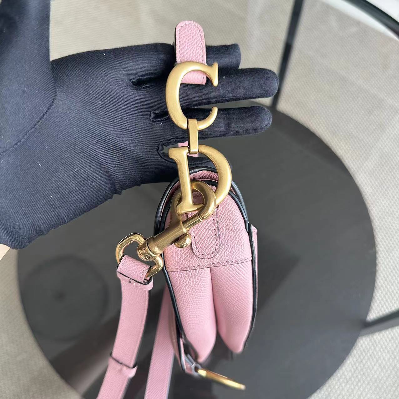 *2022 Strap Version Full Set Receipt* Dior Saddle Small 20CM Grained Calfskin Light Pink GHW - Luxury Evermore