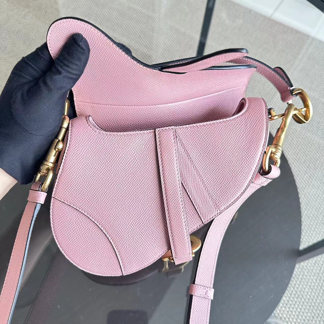 *2022 Strap Version Full Set Receipt* Dior Saddle Small 20CM Grained Calfskin Light Pink GHW - Luxury Evermore