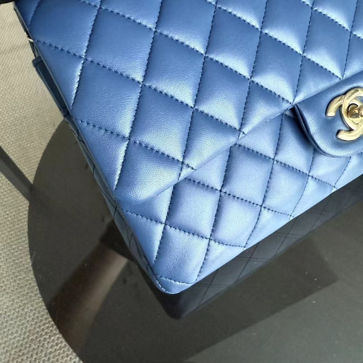 Chanel Classic Flap Medium - 25CM Quilted Lambskin Dark Blue Gold Hardware Series 25