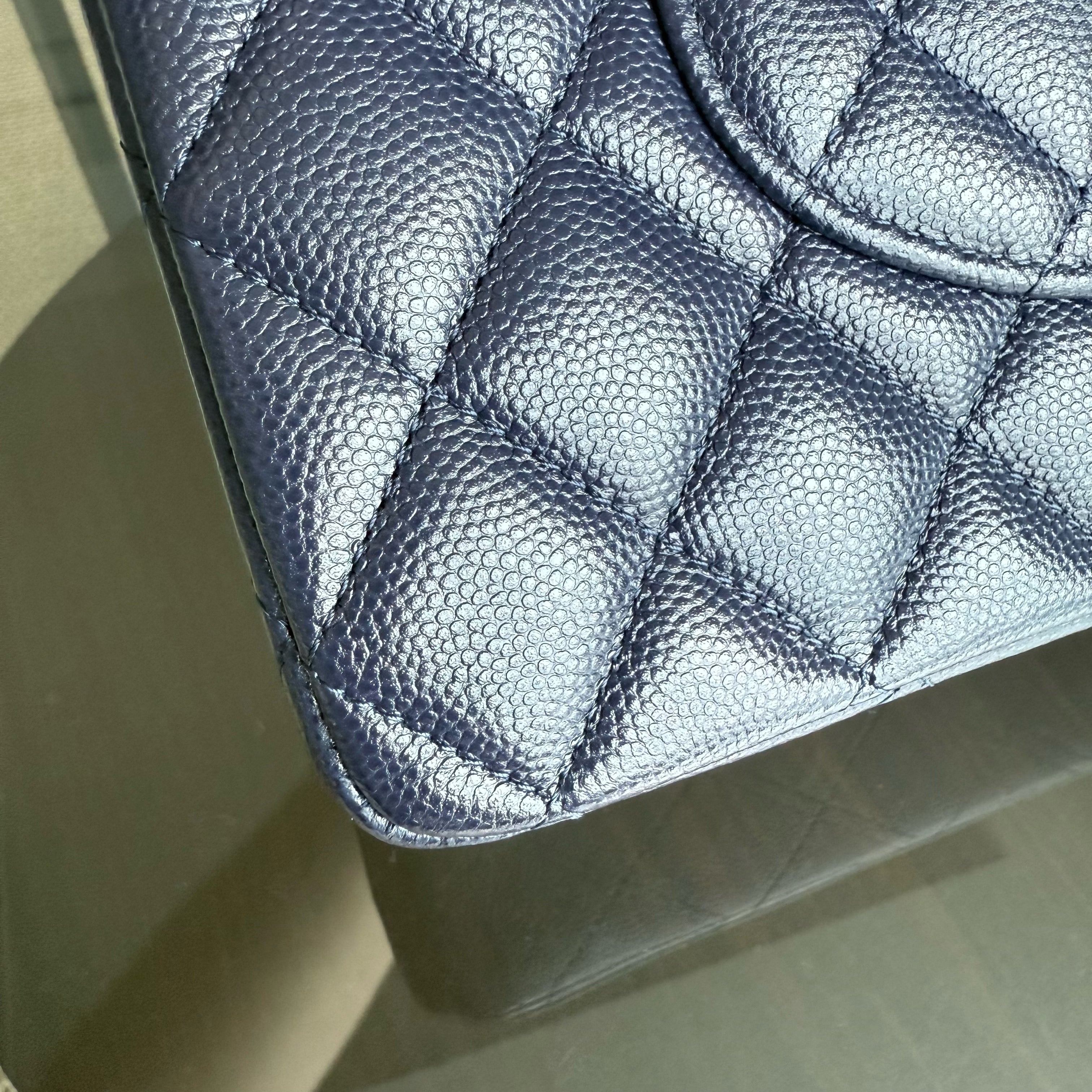 Chanel Classic Flap Medium - Caviar 25CM Quilted Grained Calfskin Dark Navy Blue Gold Hardware Series 31