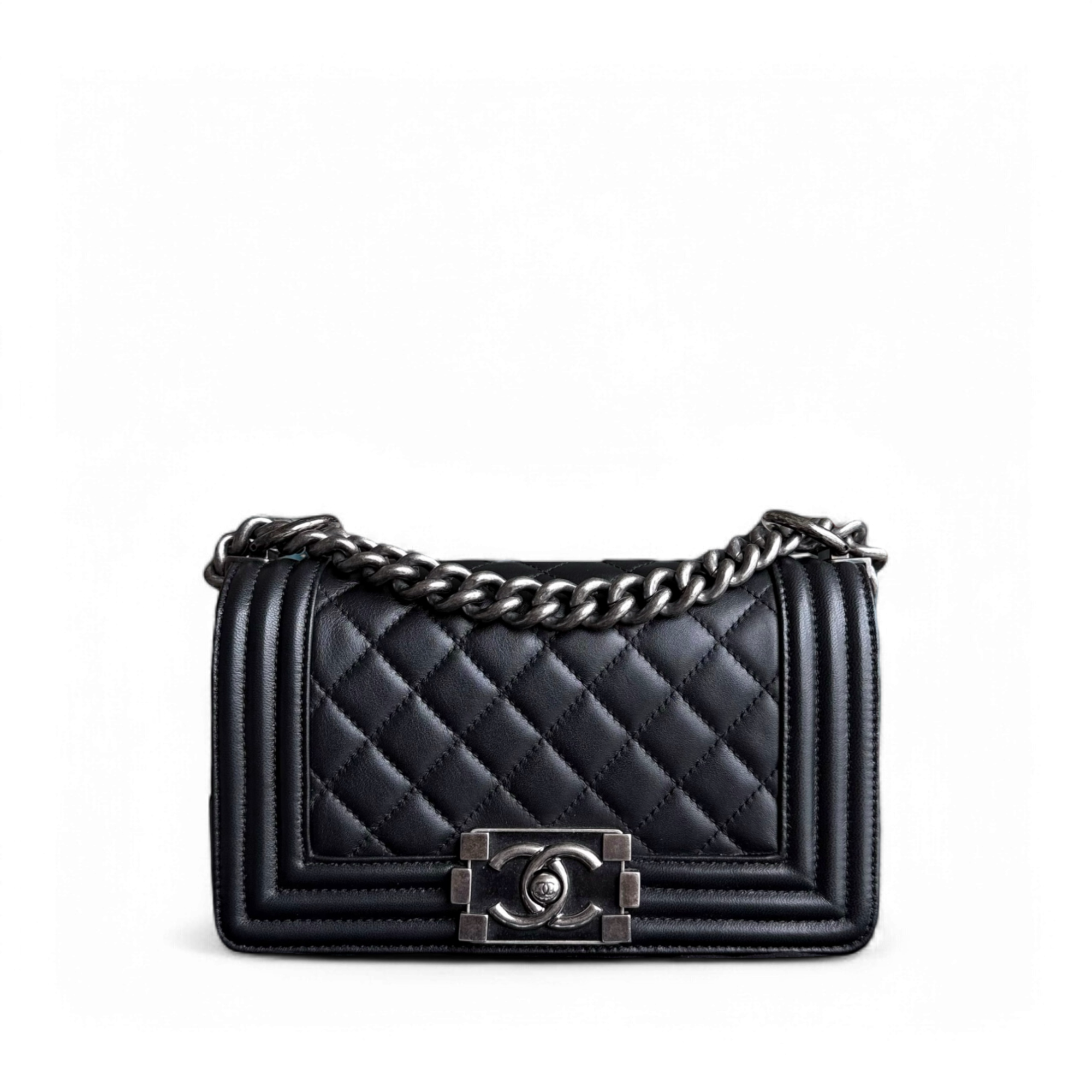 Chanel Boy Small - 20CM Quilted Calfskin Black Ruthenium Silver Hardware Series 20