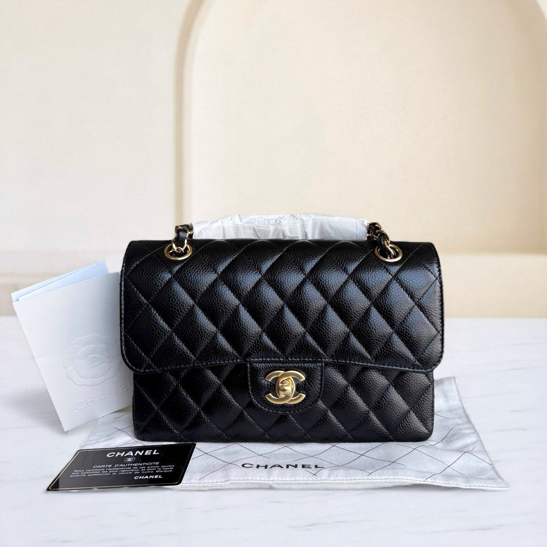 Chanel Classic Flap Small - Caviar 23CM Quilted Black Gold Hardware Series 30