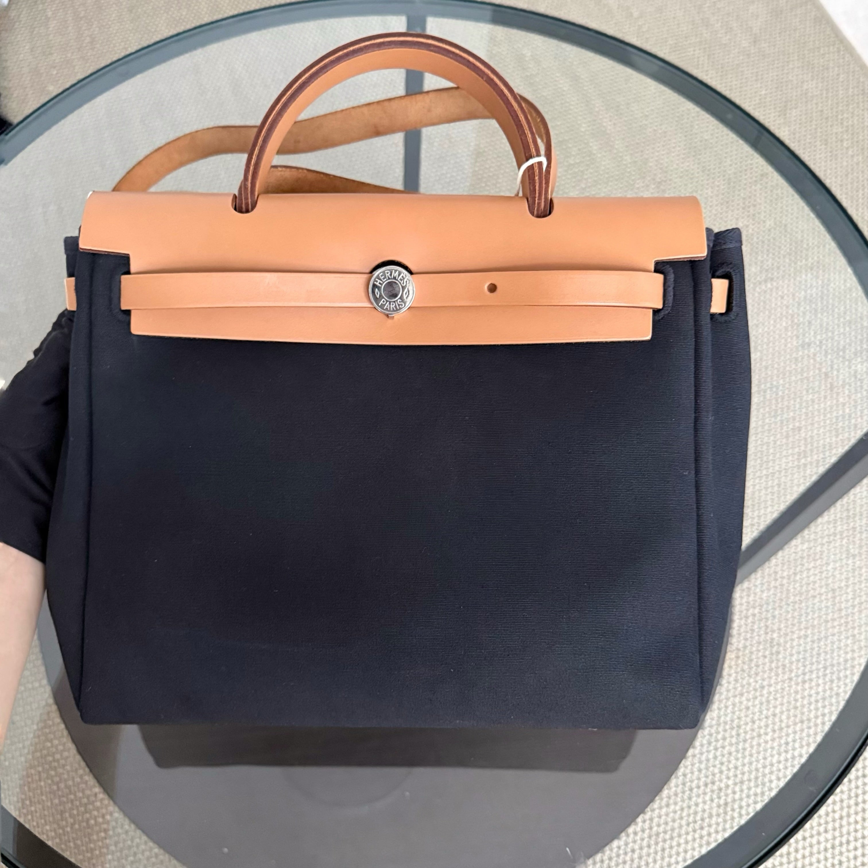 Hermes Herbag Zip 31 Plain Cloth Black PHW Stamp P