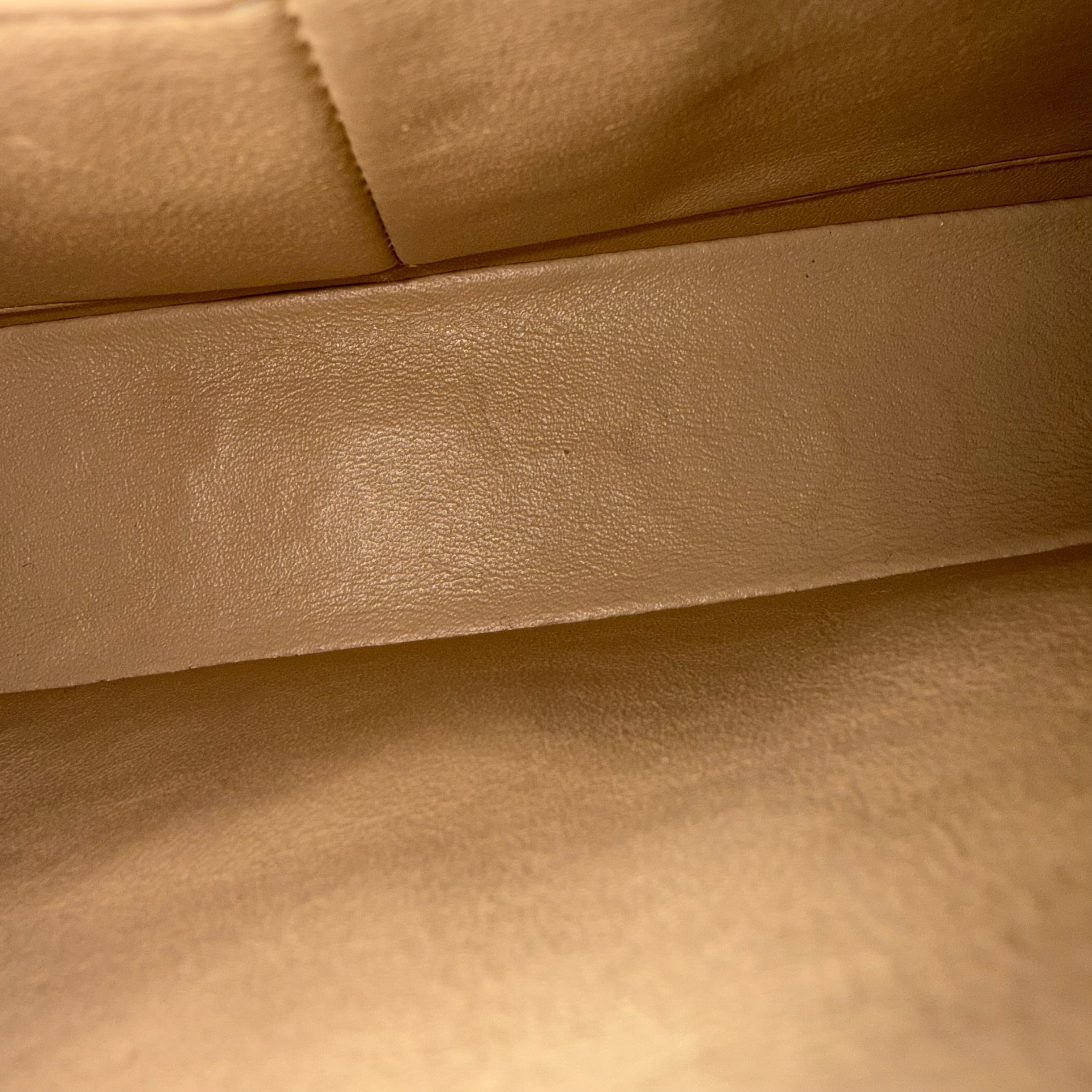 Chanel Classic Flap Medium - Caviar 25CM Quilted Grained Calfskin Beige Gold Hardware Series 14