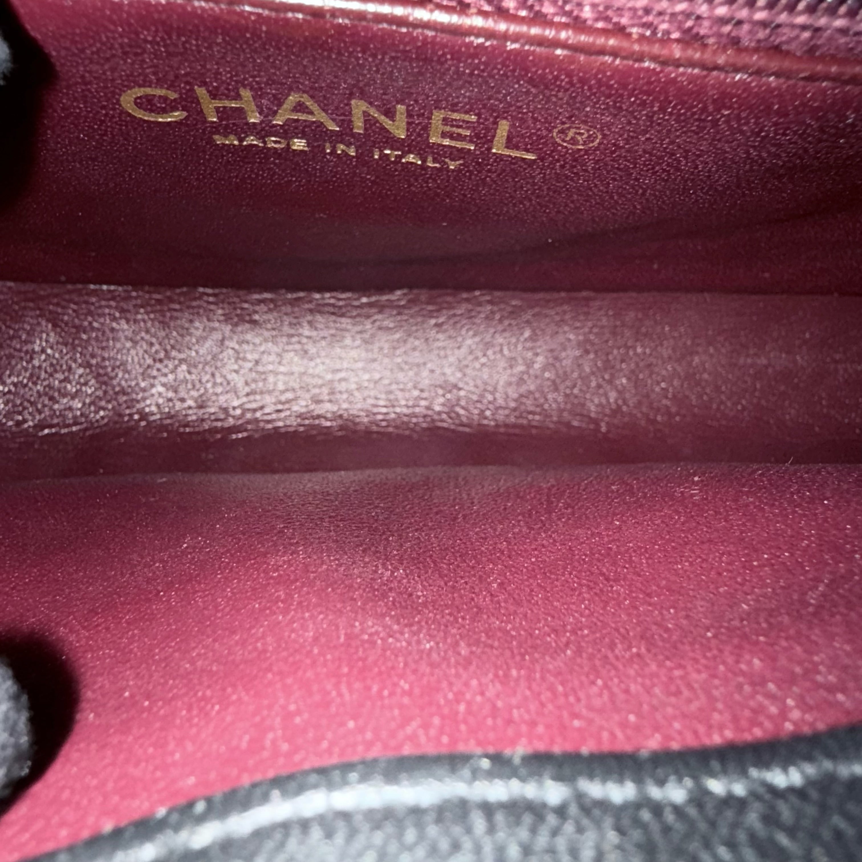 Chanel Diana Reissue Small - 22CM Quilted Lambskin Black Gold Hardware Series 20