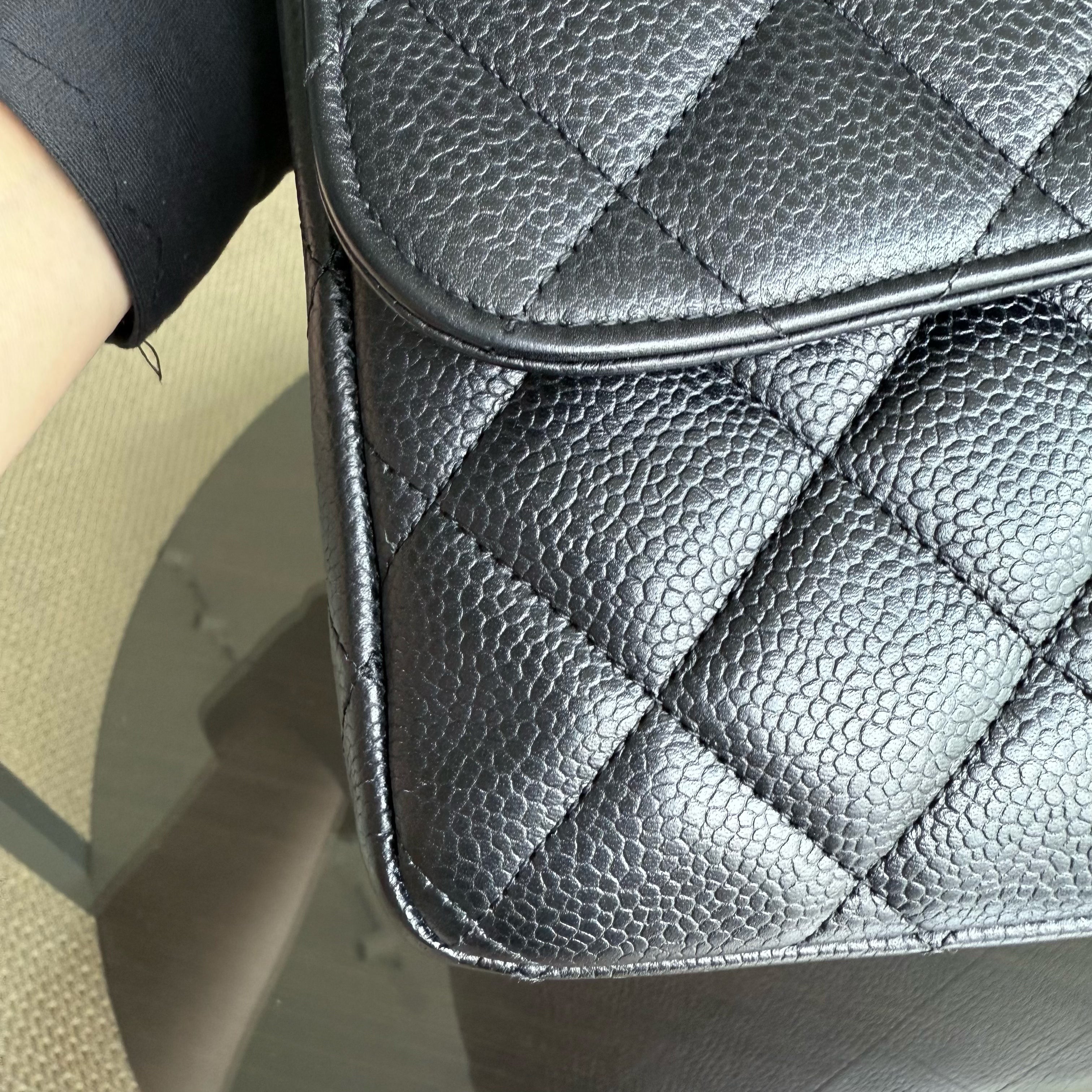 Chanel Classic Flap Jumbo - Caviar Single Flap 30CM Quilted Black Silver Hardware Series 13