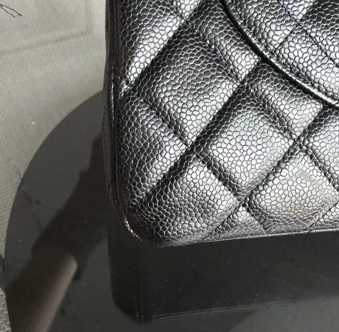 Chanel Classic Flap Maxi - Single Flap 33CM Quilted Caviar Black Silver Hardware