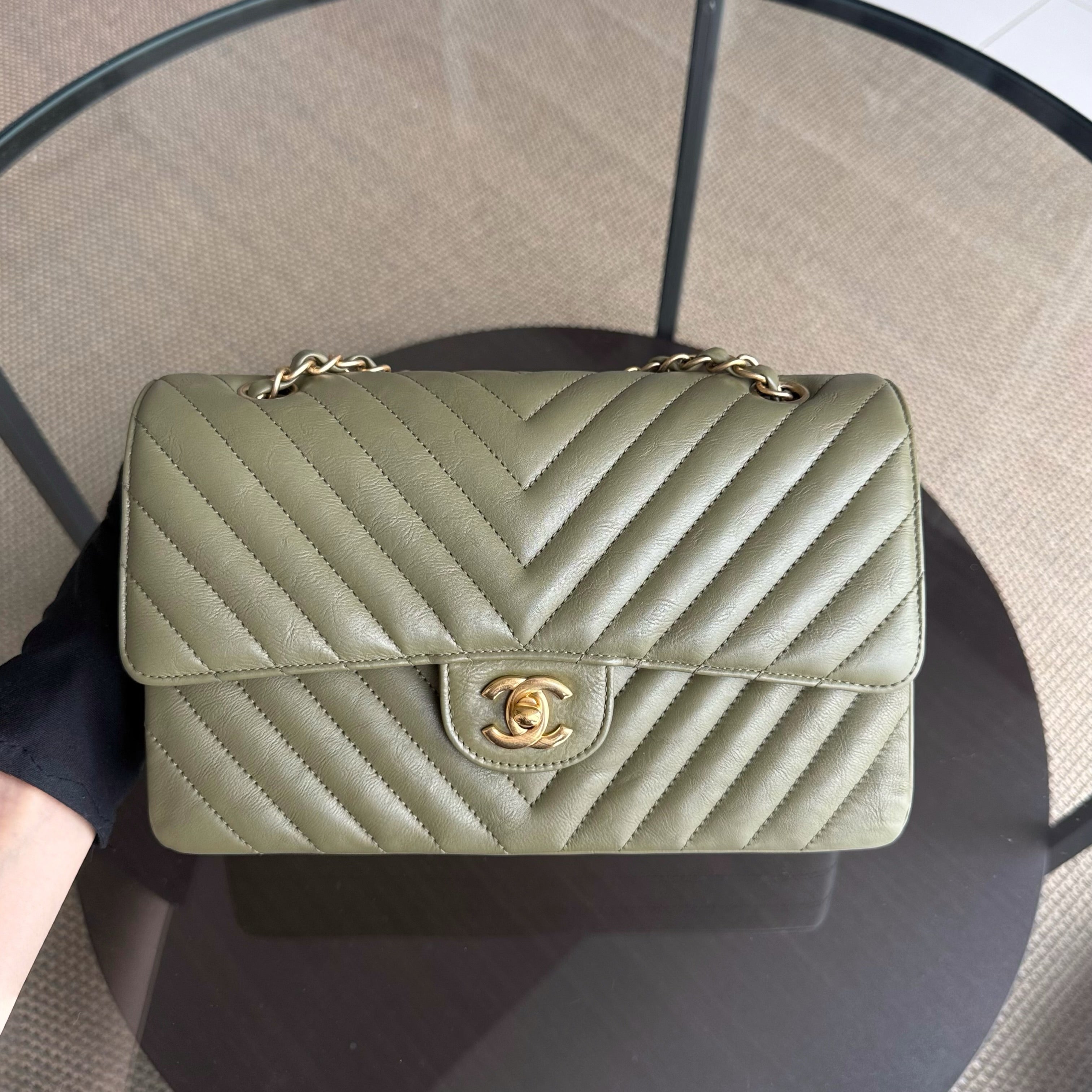 Chanel Classic Flap Medium - 25CM Chevron Grained Calfskin Olive Green Gold Hardware Series 23