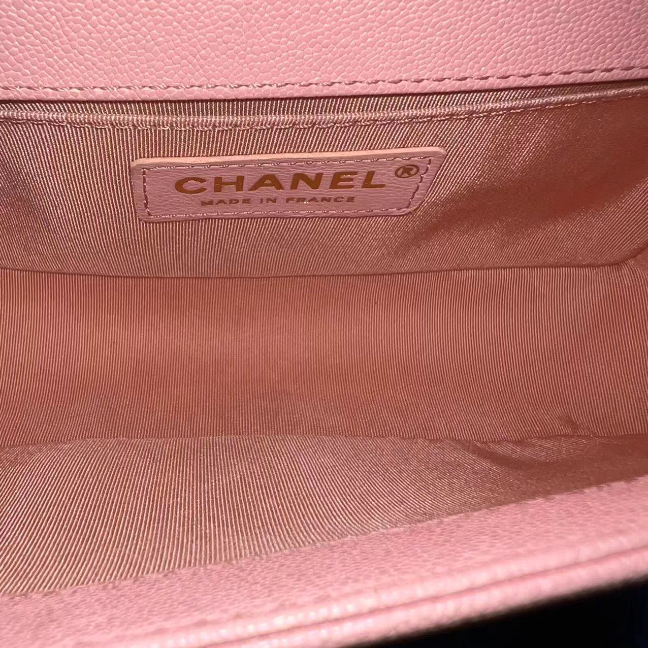 Chanel Boy Small - 20CM Caviar Quilted Grained Calfskin Pink Leboy Golden Hardware Series 27