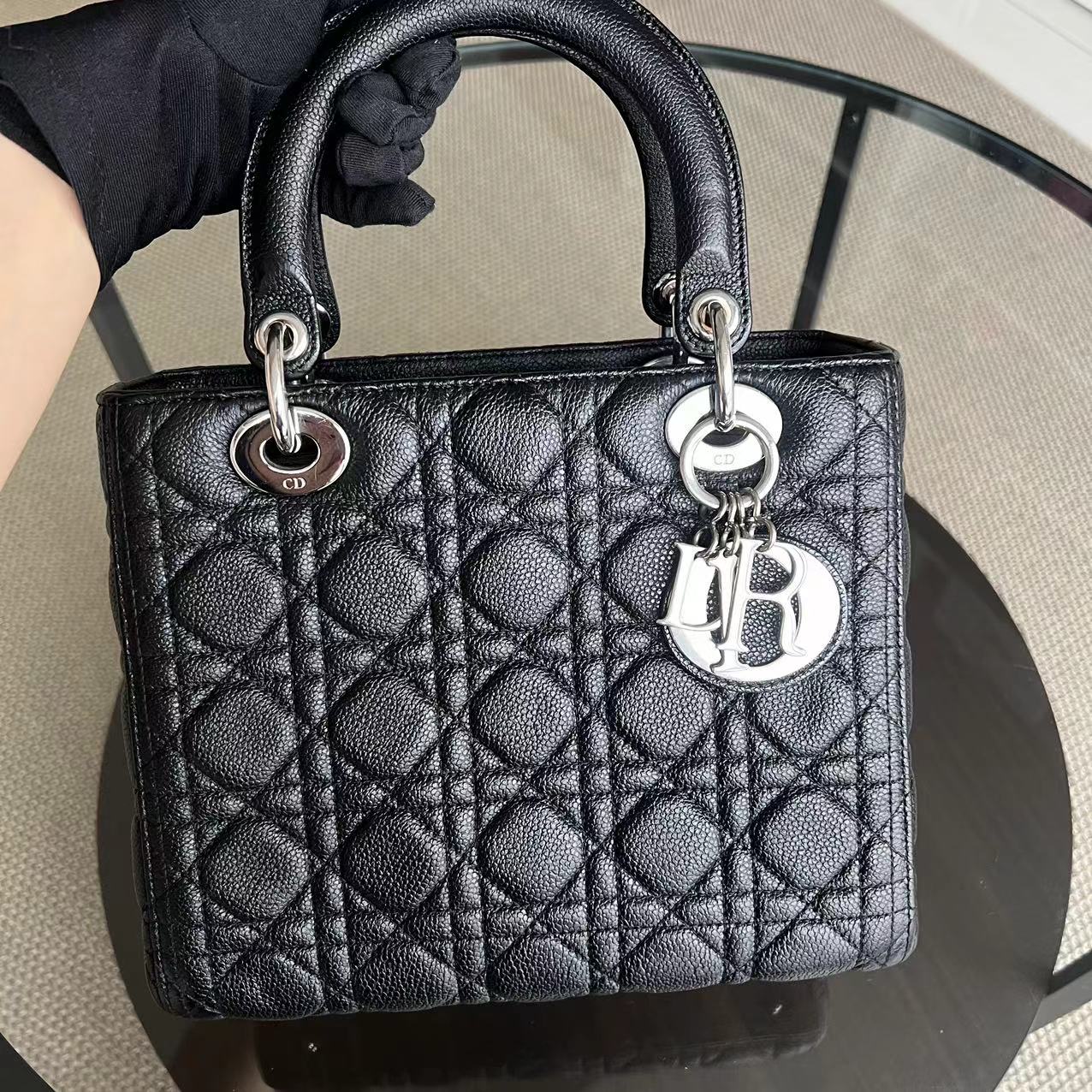 *Rare Caviar* Dior Lady Medium Grained Calfskin Black Silver Hardware