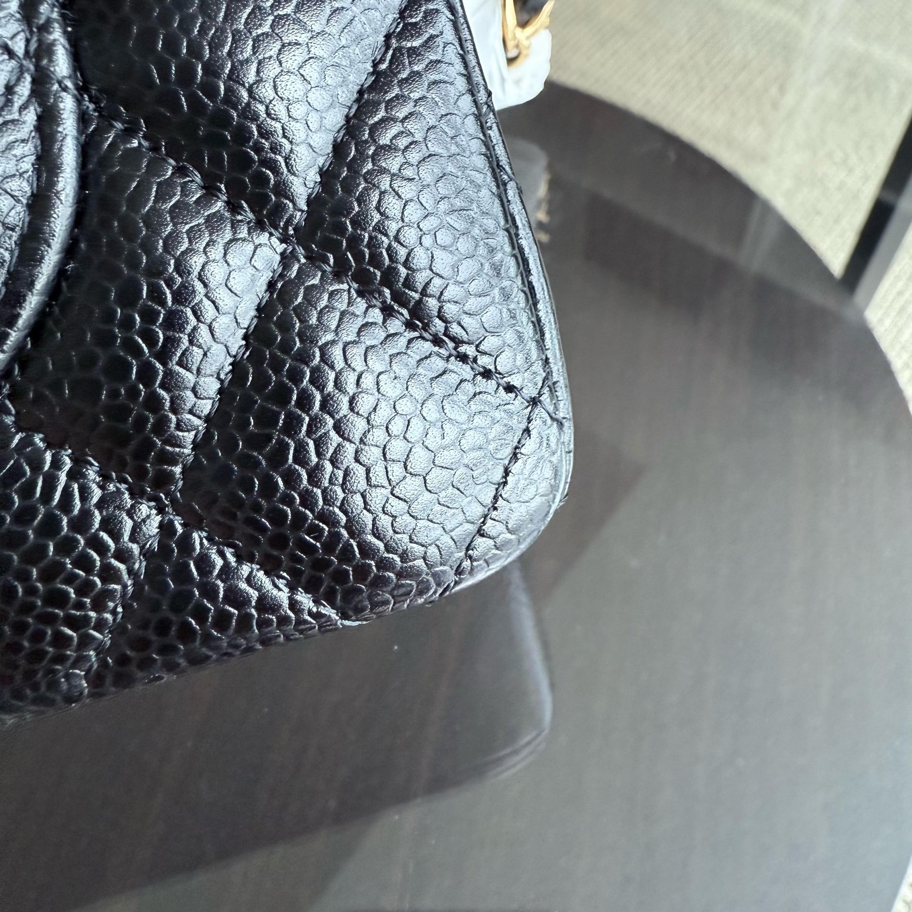 Chanel Classic Flap Small - Caviar 23CM Quilted Black Gold Hardware Series 30