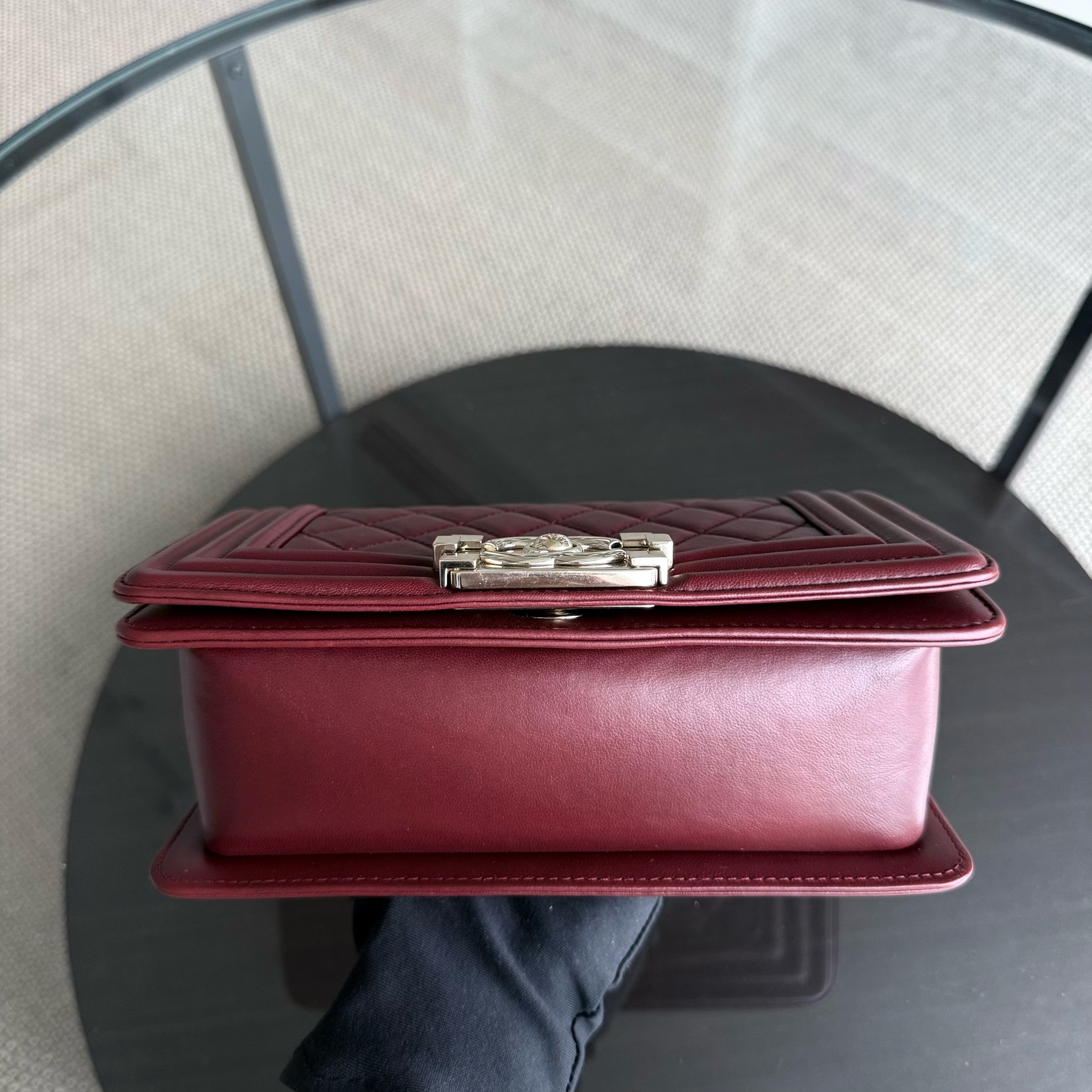 Chanel Boy Small - 20CM Quilted Lambskin Burgundy Dark Red Gold Harwdare Series 22