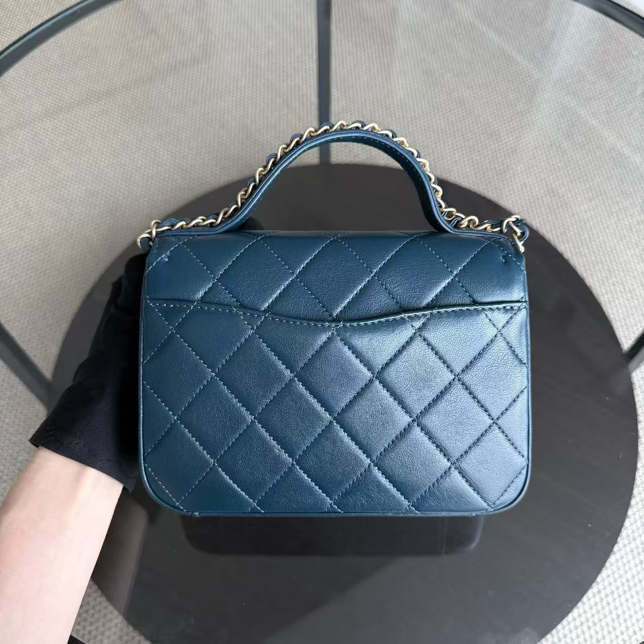 *Unused* Chanel 19 Flap - C19 With Top Handle 19 Bag Quilted Lambskin Blue Gold Hardware Series 28