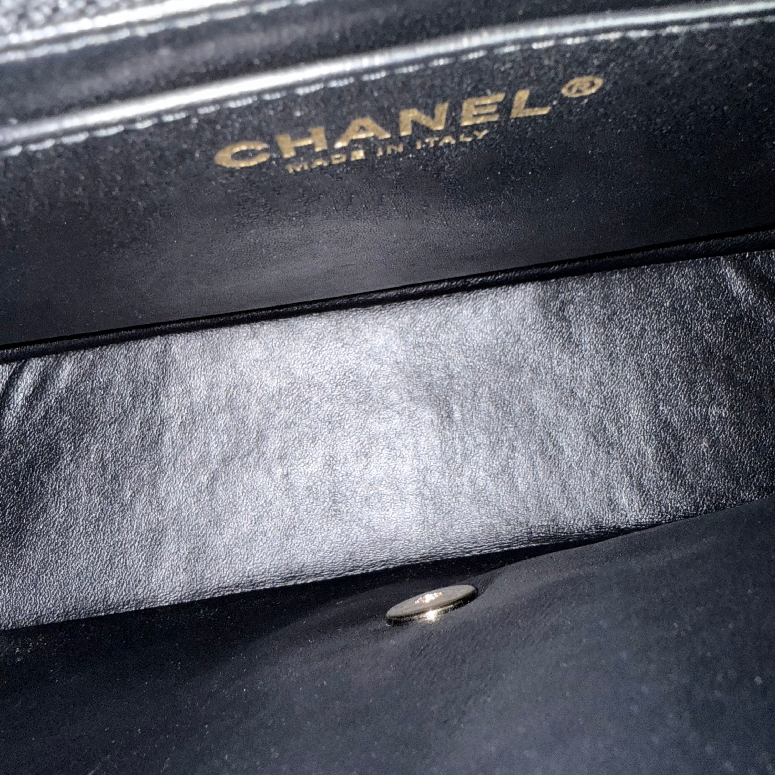 Chanel Classic Flap Jumbo - Caviar 30CM Single Flap Quilted Black Gold Hardware Series 13