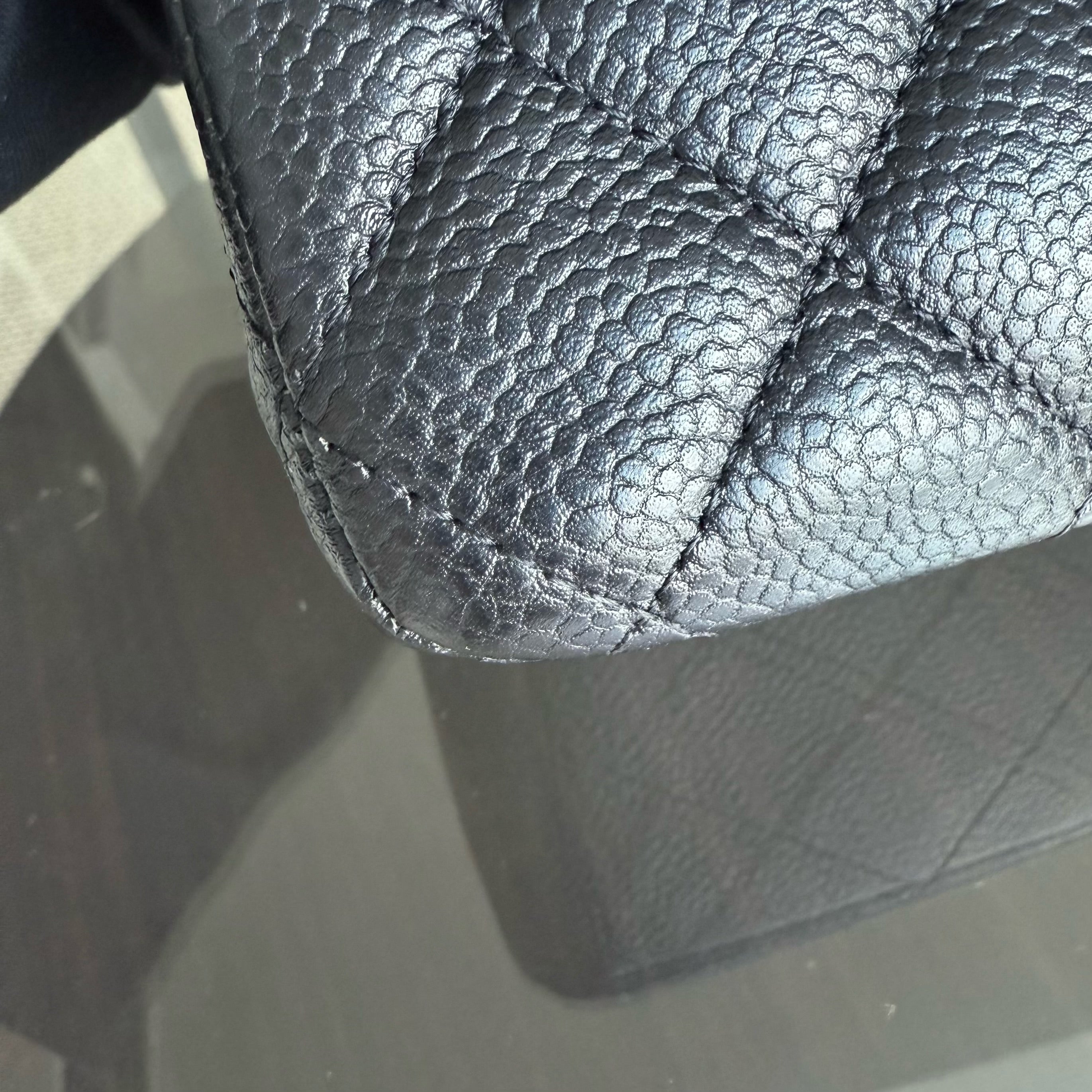 Chanel Classic Flap Medium - 25CM Quilted Caviar Black Gold Hardware Series 26