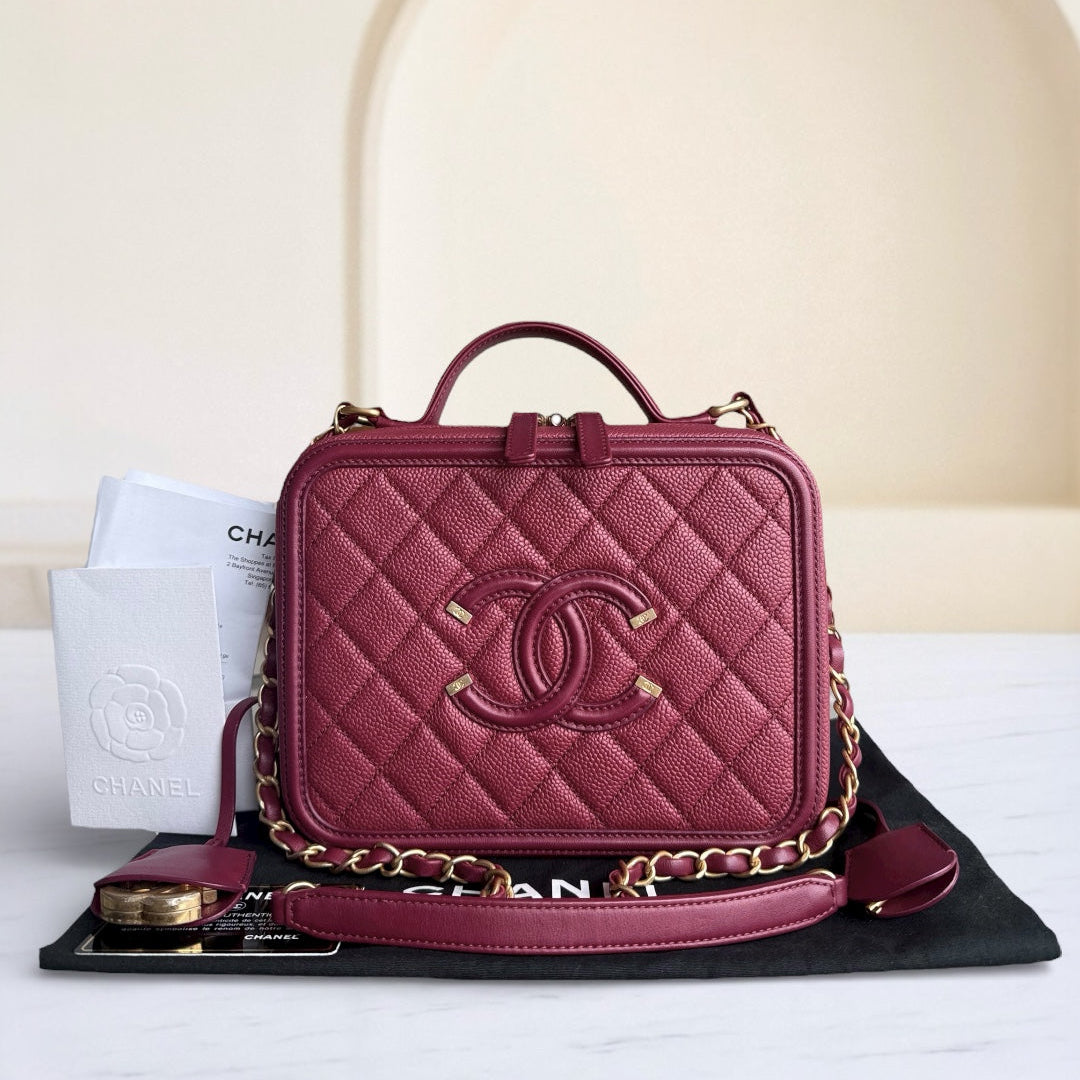 Chanel Filigree Vanity Case Medium - Caviar 21CM Dark Pink Gold Hardware Series 26