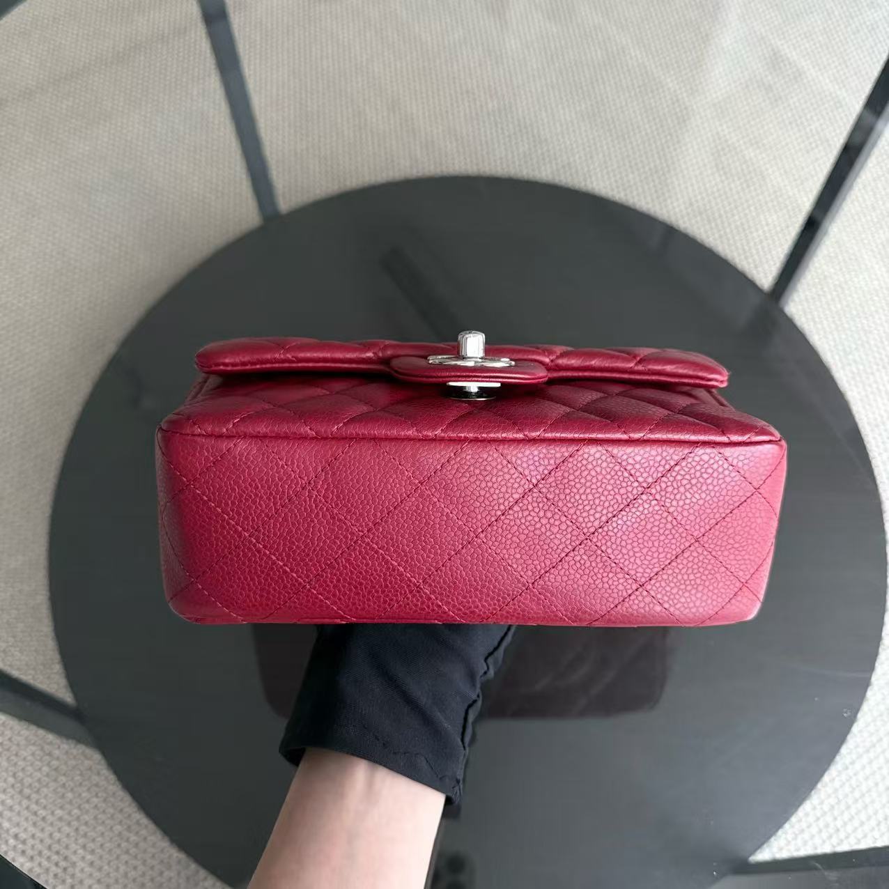 Chanel Classic Flap Mini - Caviar 20CM Quilted Dark Red Silver Hardware Series 17