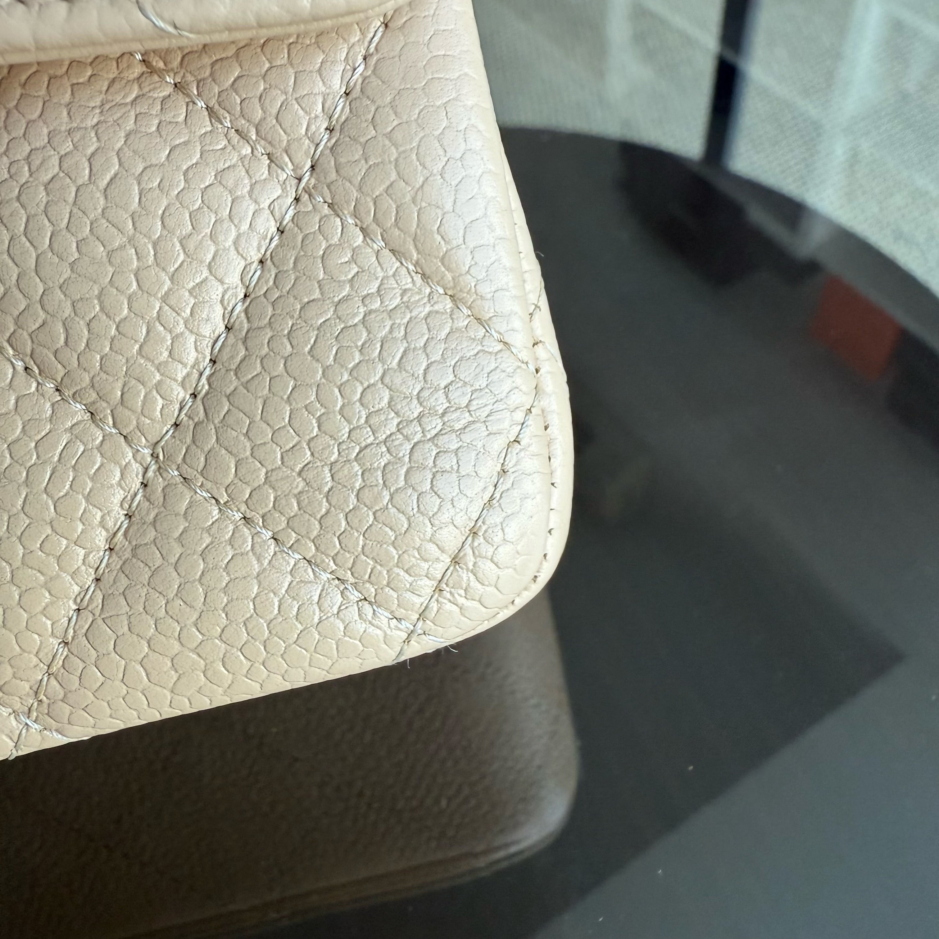 Chanel Classic Flap Medium - Caviar 25CM Quilted Grained Calfskin Beige Gold Hardware Series 15
