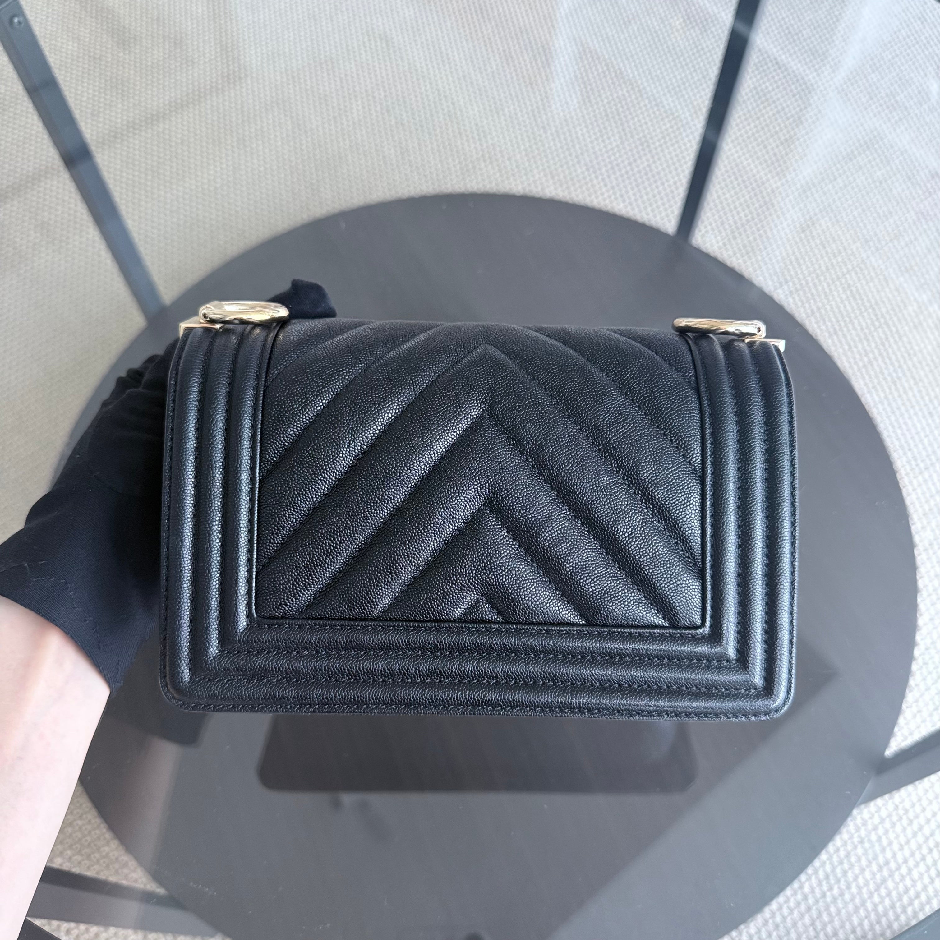 Chanel Boy Small - Caviar 20CM Chevron Black Shiny Gold Hardware Series 28