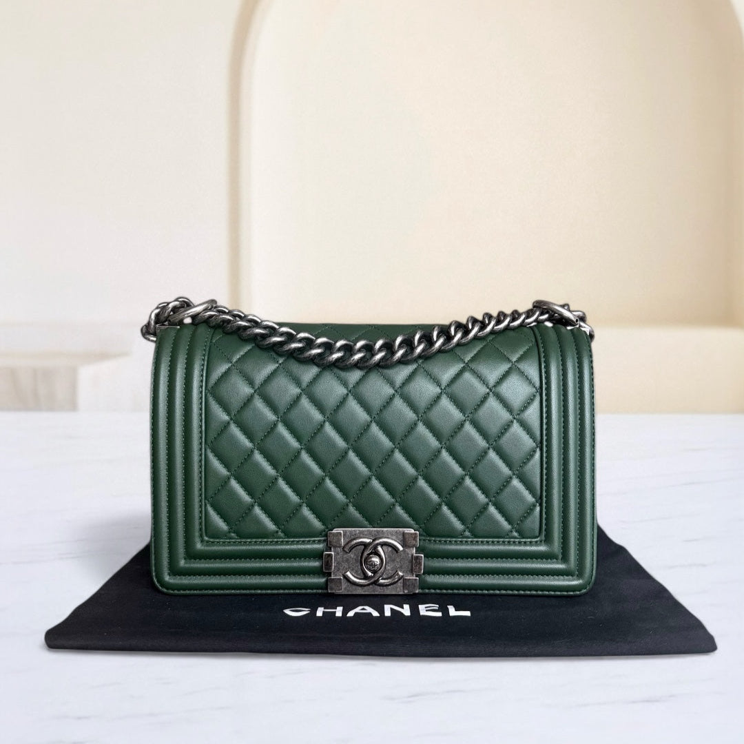 Chanel Boy Medium - Quilted Lambskin Dark Green Ruthenium Silver Hardware Series 20