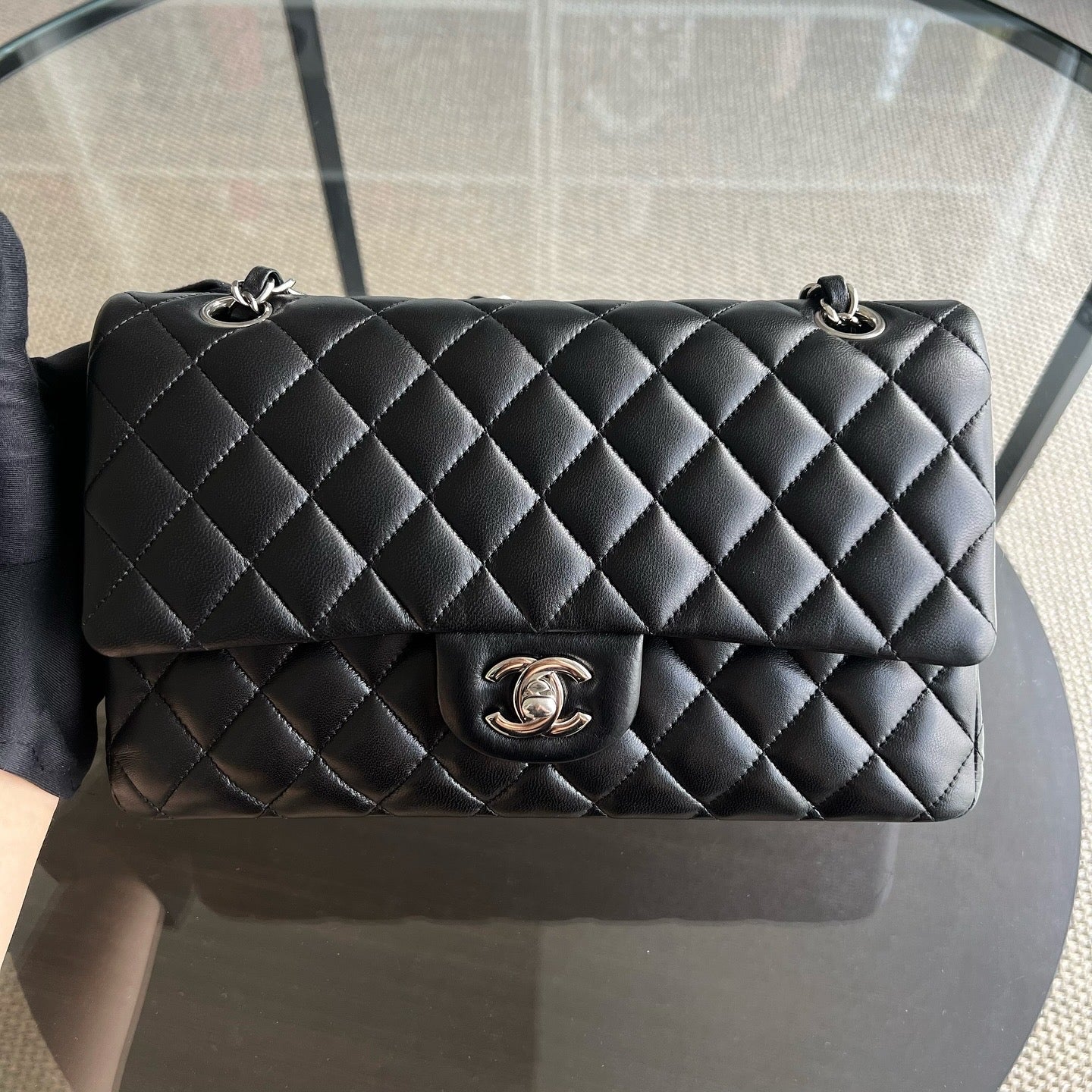 *Full Set, Receipt* Medium Quilted Lambskin Black Silver Hardware Series 19