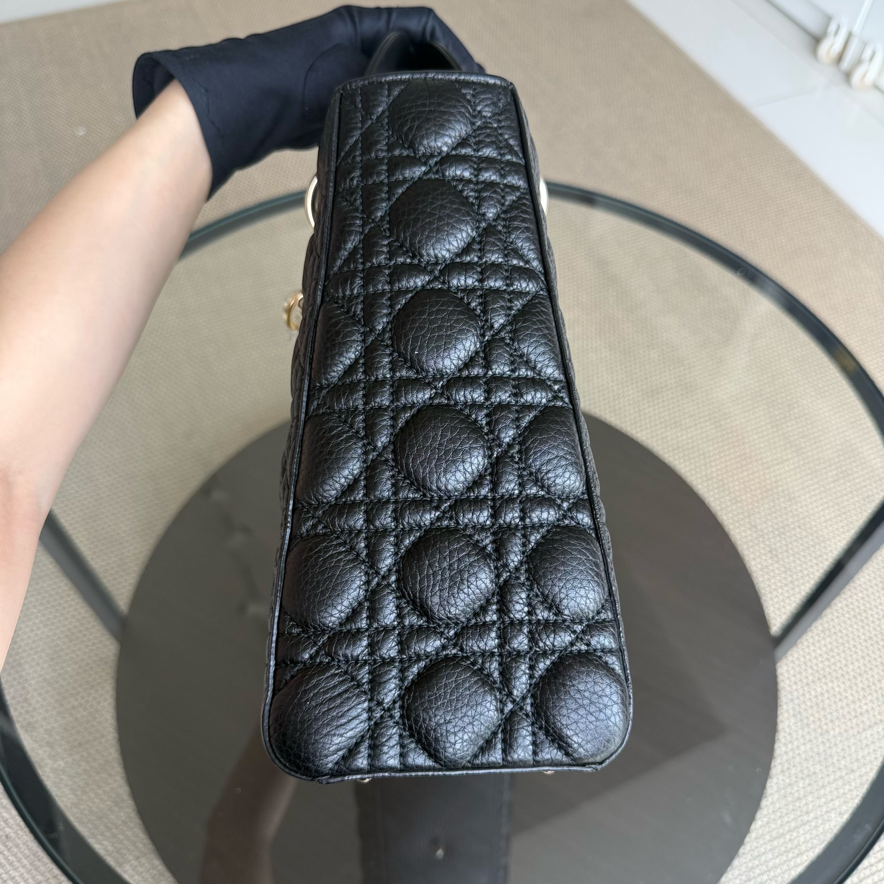 *Flap, Caviar* Lady Large Flap Caviar Cannage Black GHW No Strap