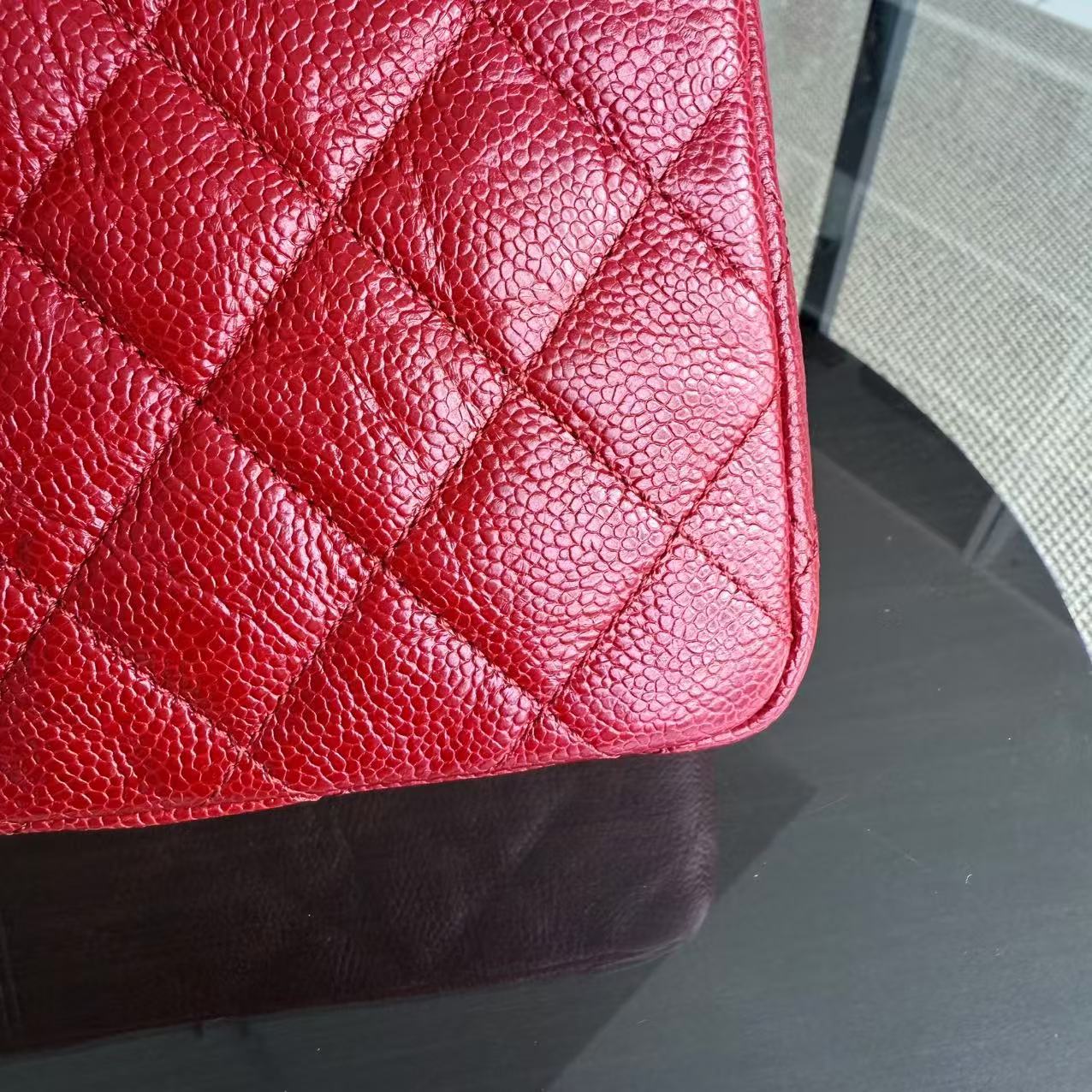 Chanel Two-Tone Crumpled Flap - Caviar 29CM Quilted Red Gold Hardware Series 21