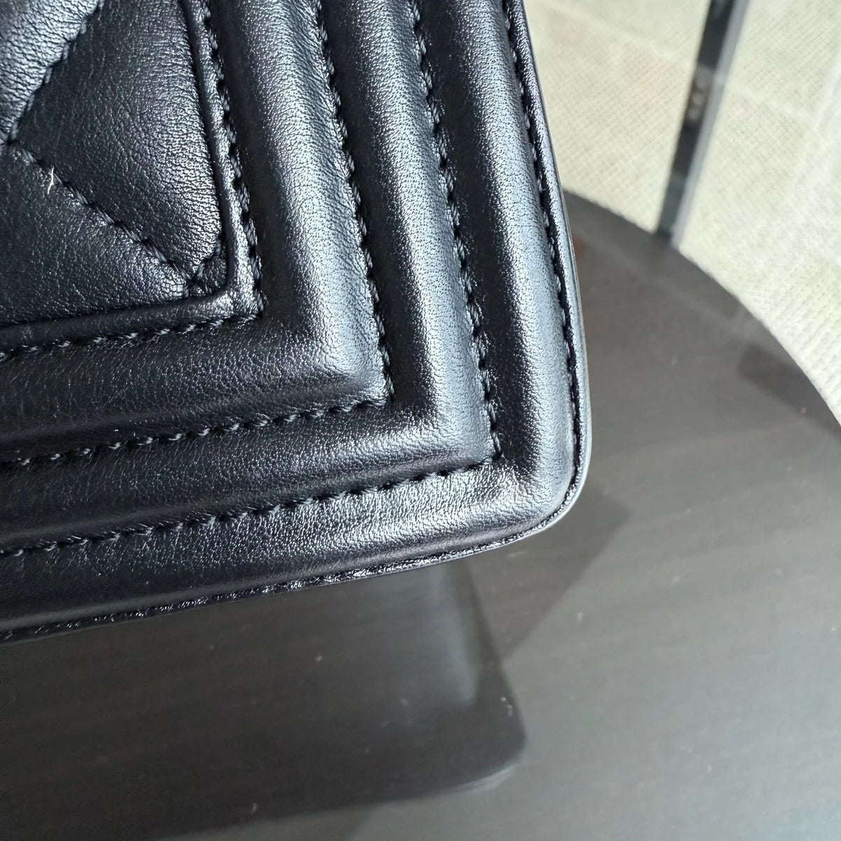 Chanel Boy New Medium - Calfskin 28CM Quilted Black Gold Hardware Series 20