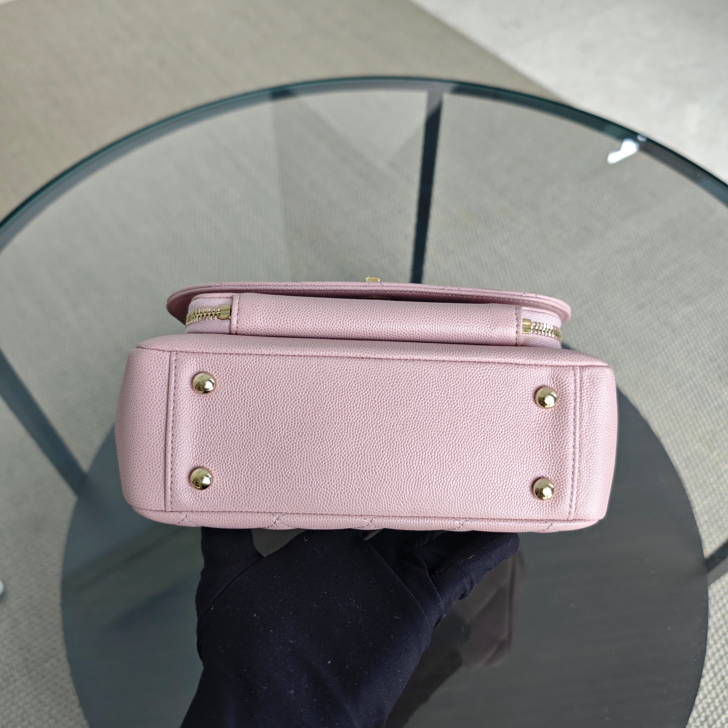 Chanel Business Affinity - Medium 23CM Caviar Quilted Sakura Light Pink Gold Hardware Series 25