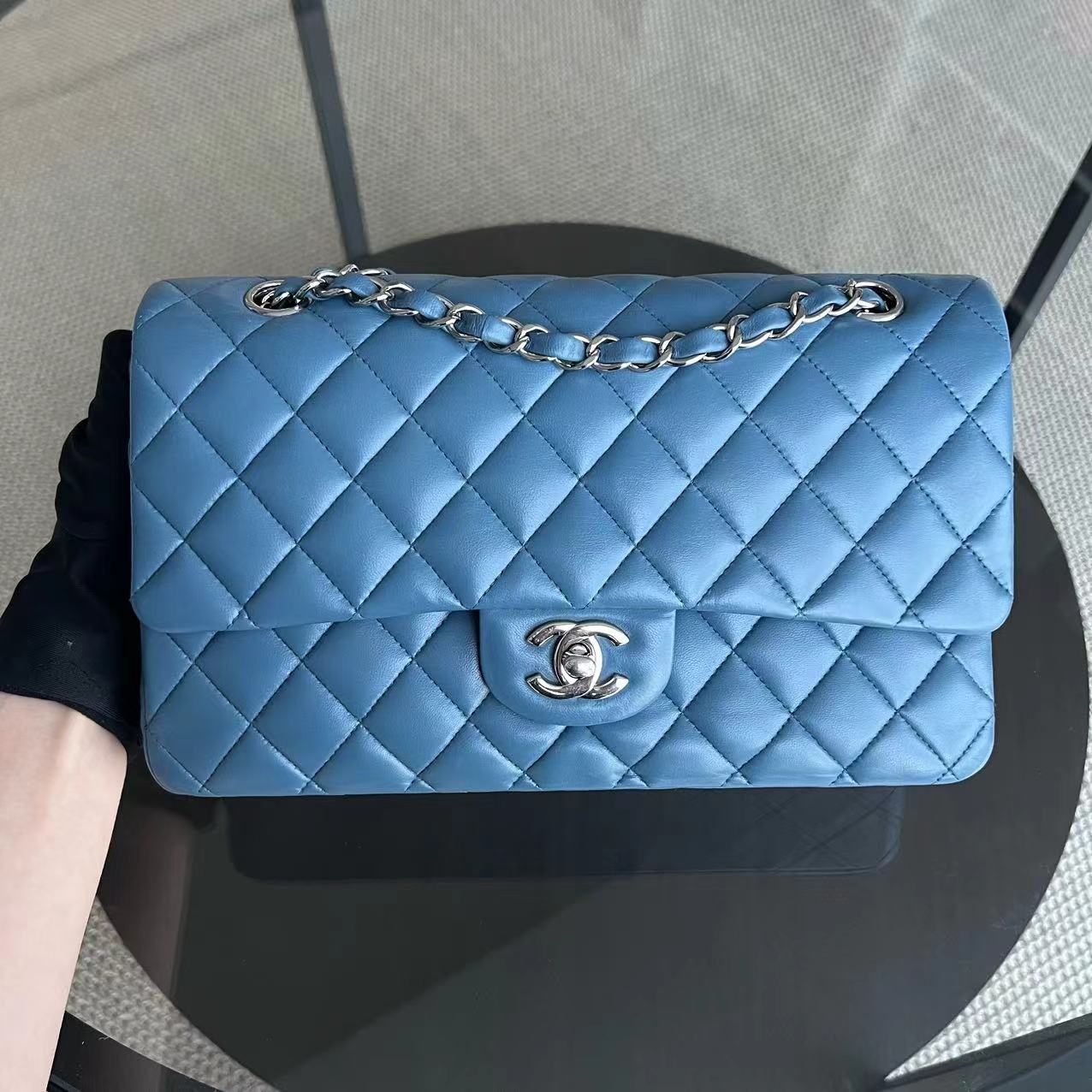 Classic Flap Medium 25CM Quilted Lambskin Blue Silver Hardware Series 17