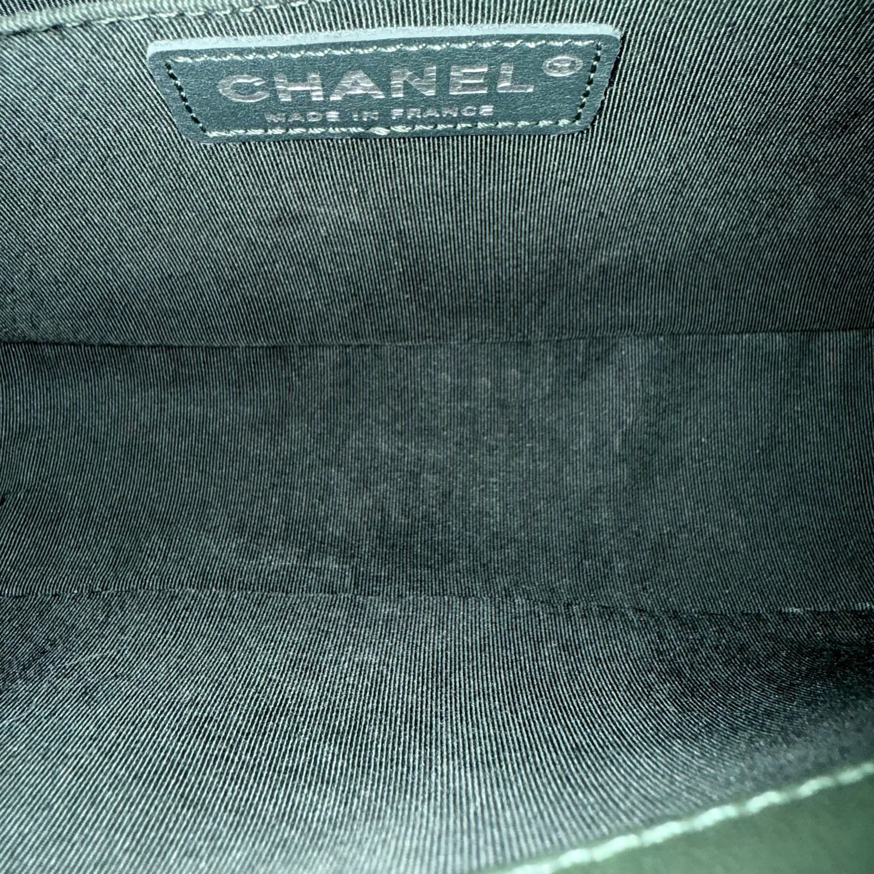 Chanel Boy Medium - Quilted Lambskin Dark Green Ruthenium Silver Hardware Series 20
