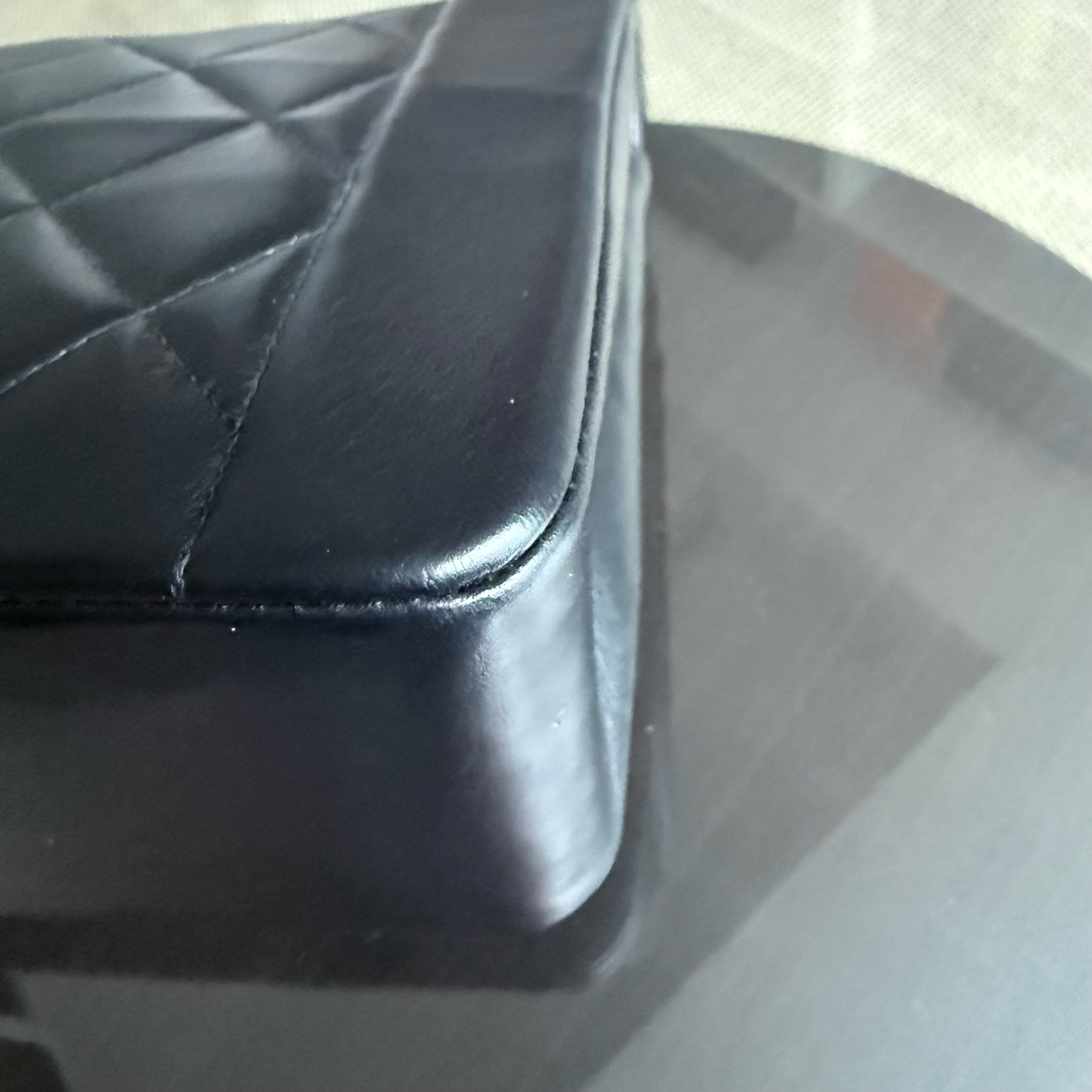 Chanel Diana Medium Vintage - Quilted Lambskin Black Gold Hardware Series 2